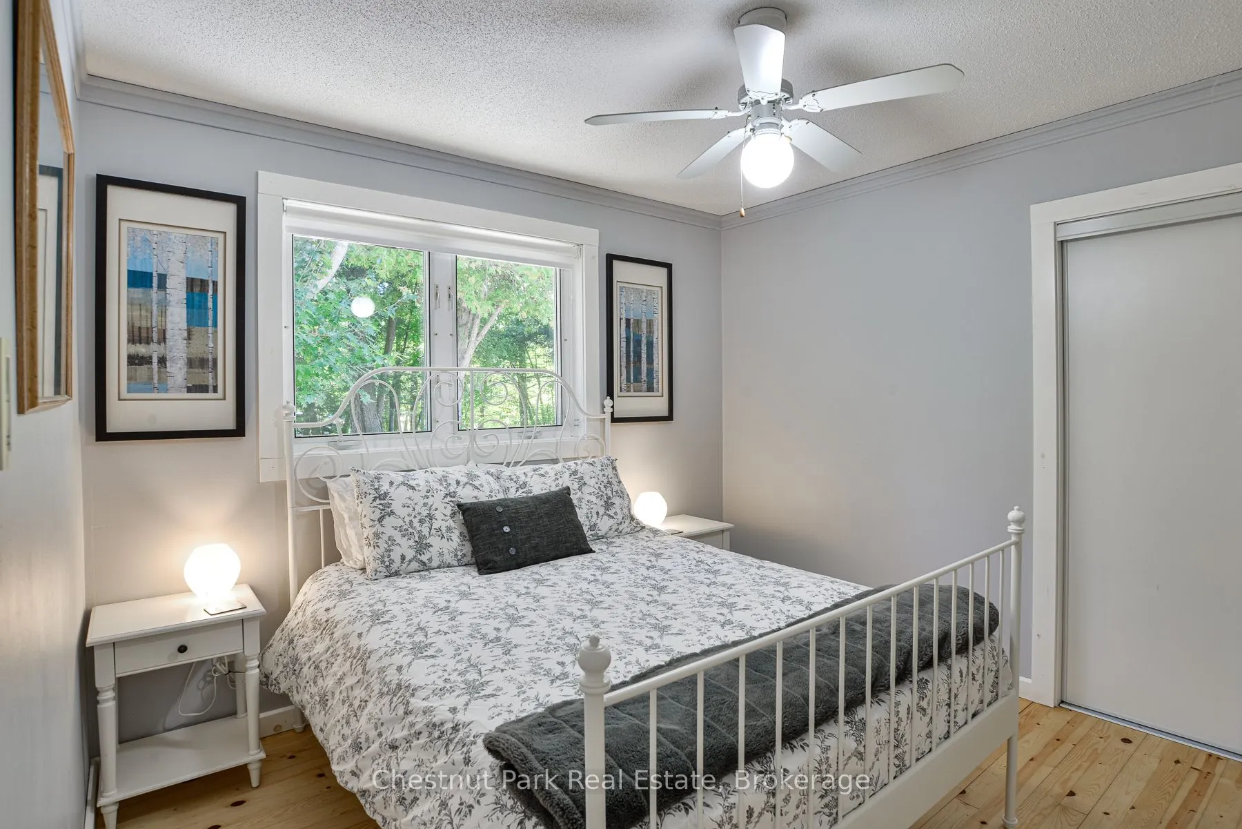 8 Woods Bay Lane