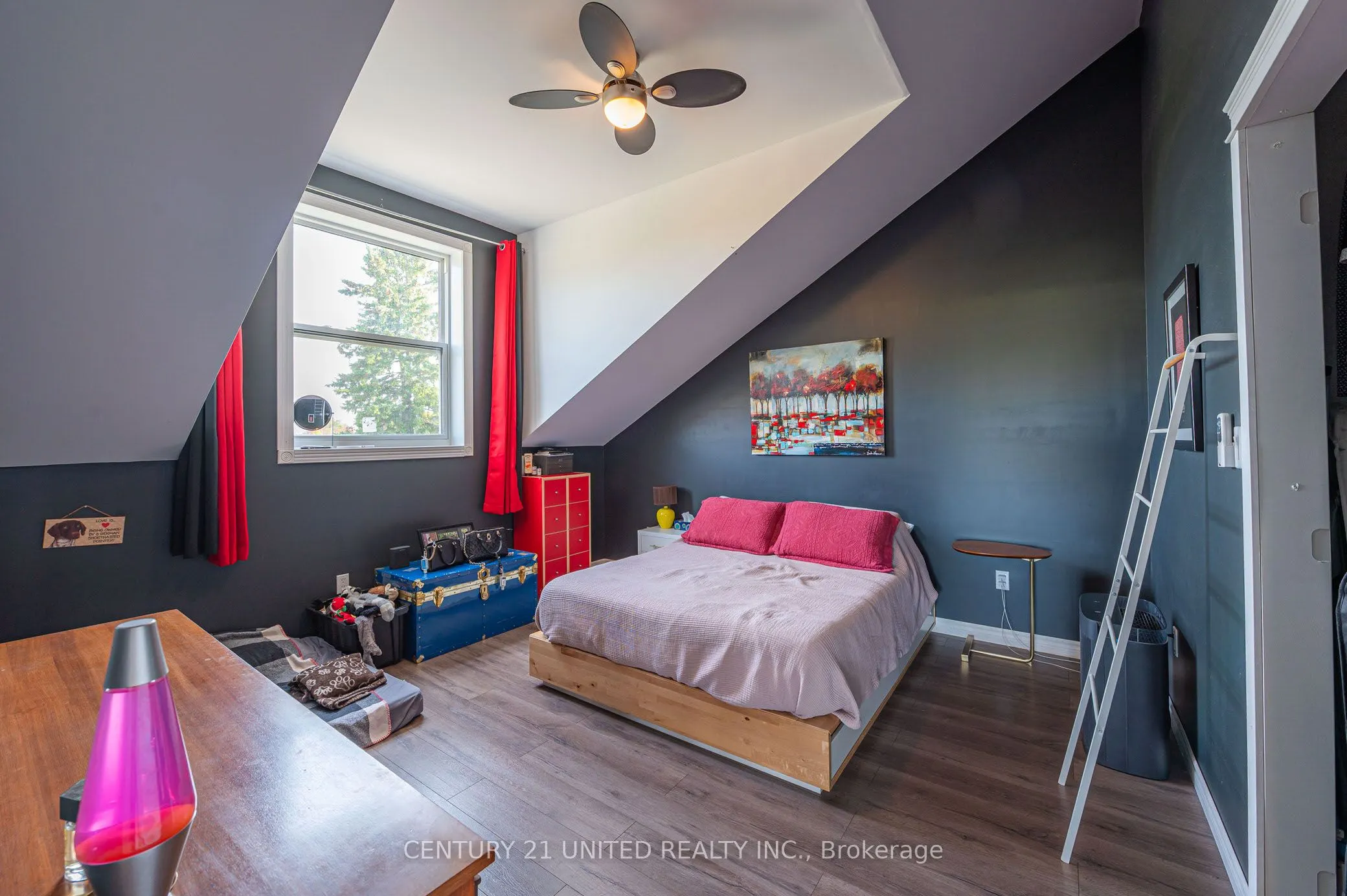 257 10th Line Rd South Dummer Road