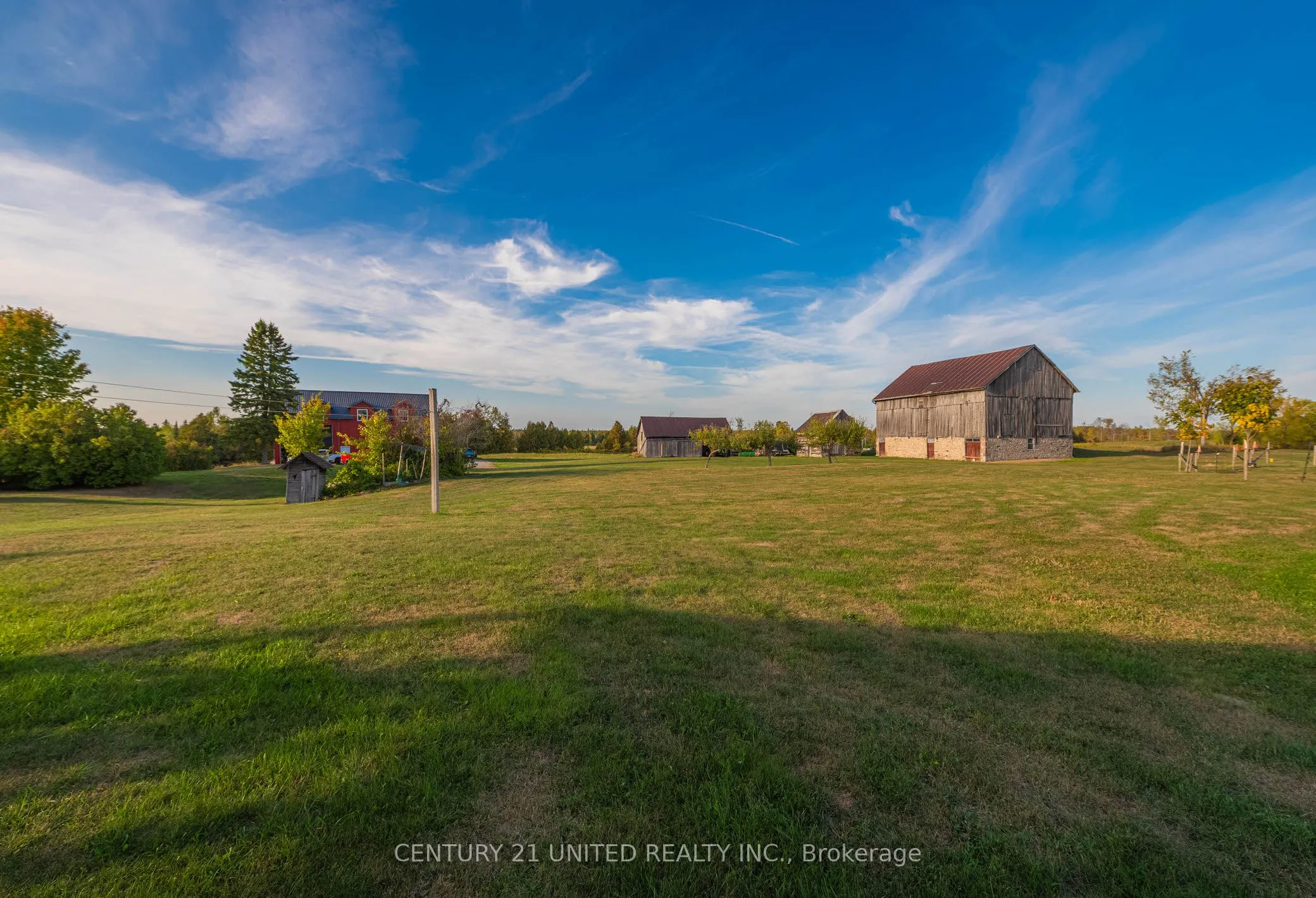 257 10th Line Rd South Dummer Road