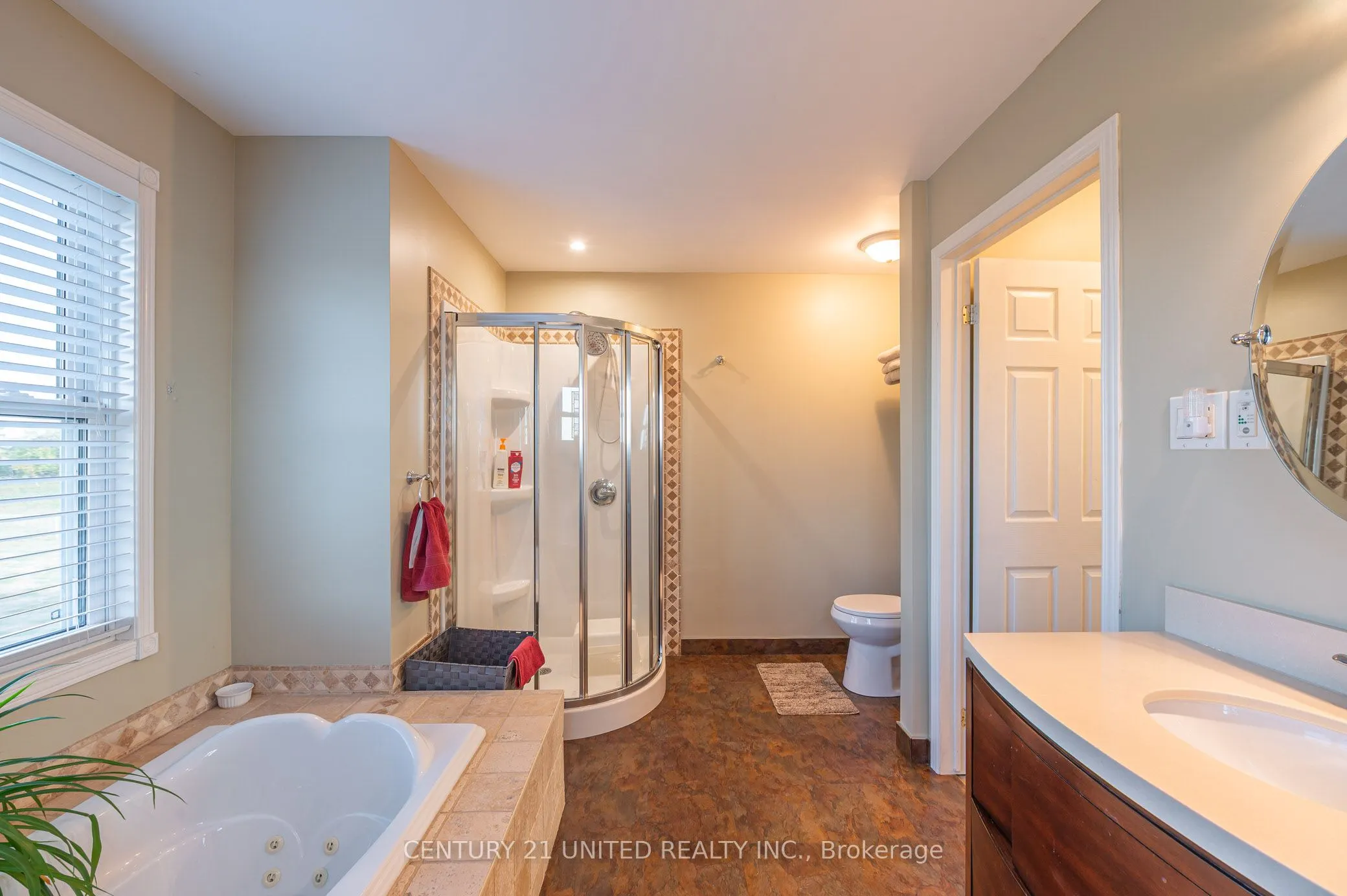 257 10th Line Rd South Dummer Road