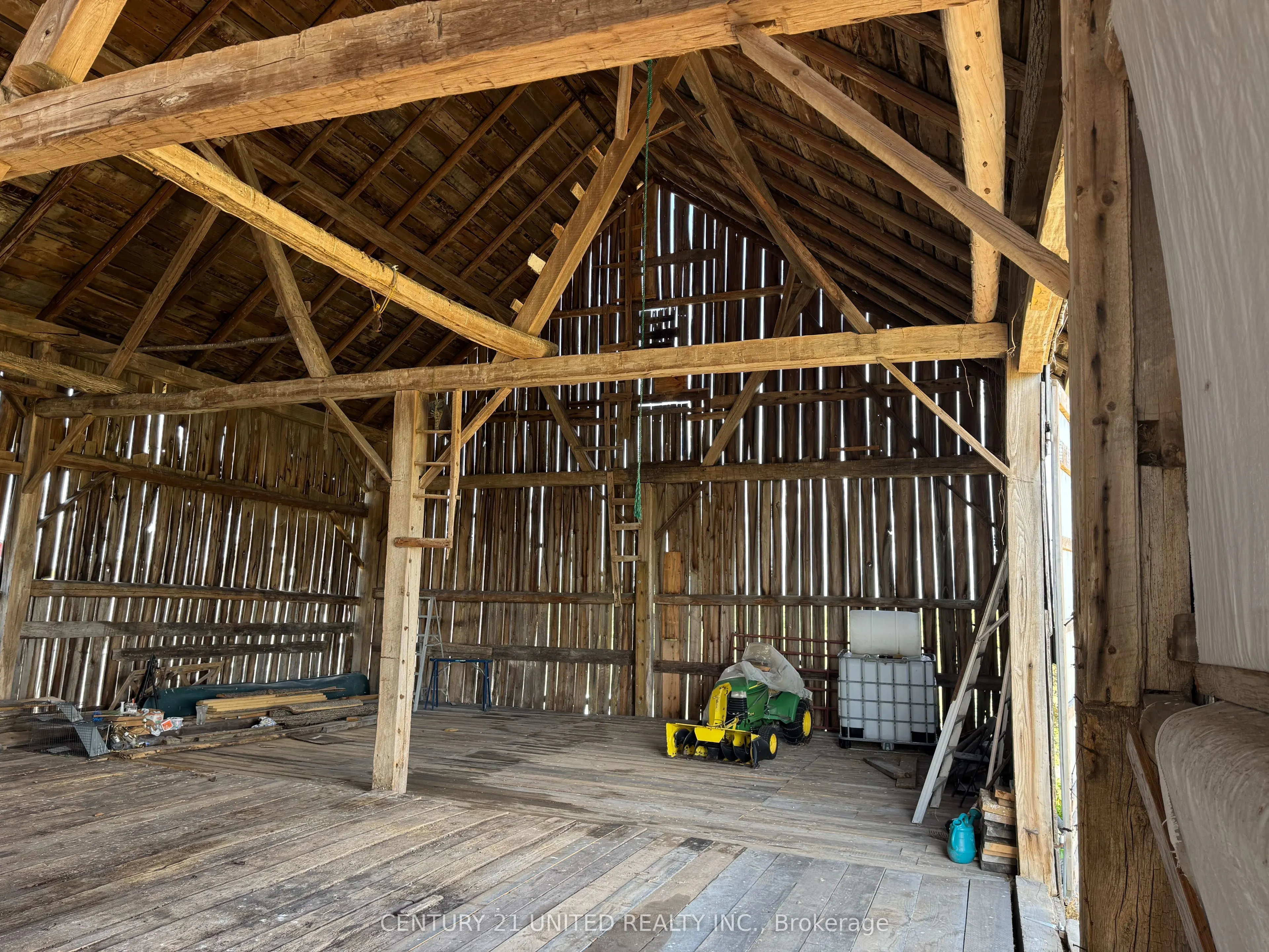 257 10th Line Rd South Dummer Road