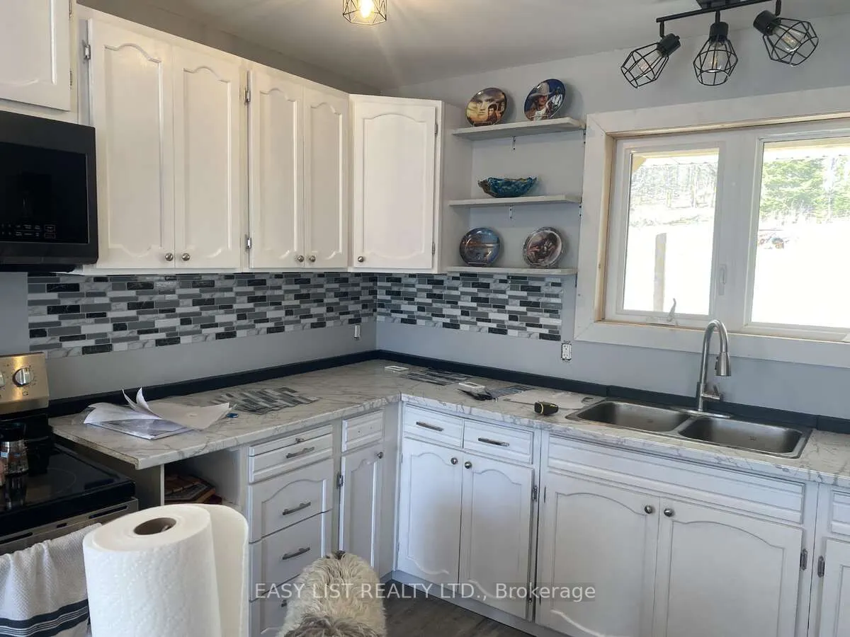 2170 Highway 520 W