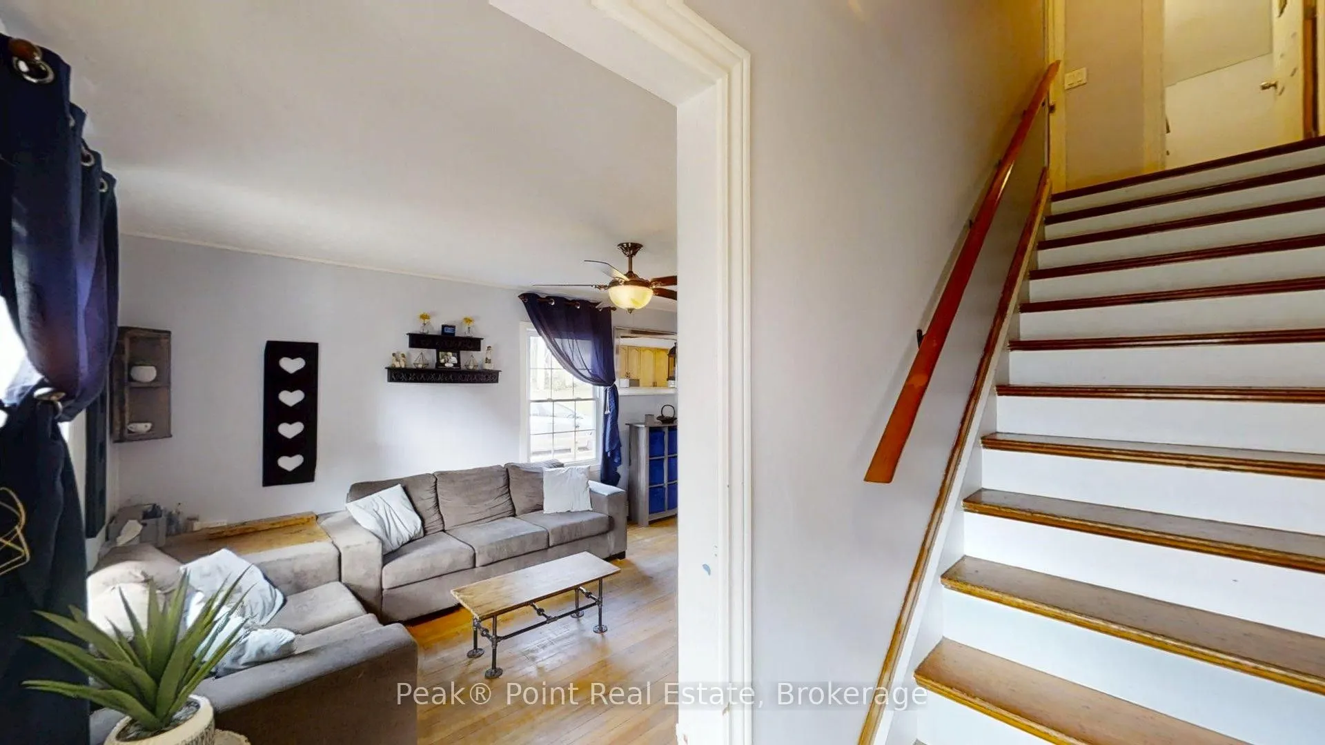 580 14TH Street W