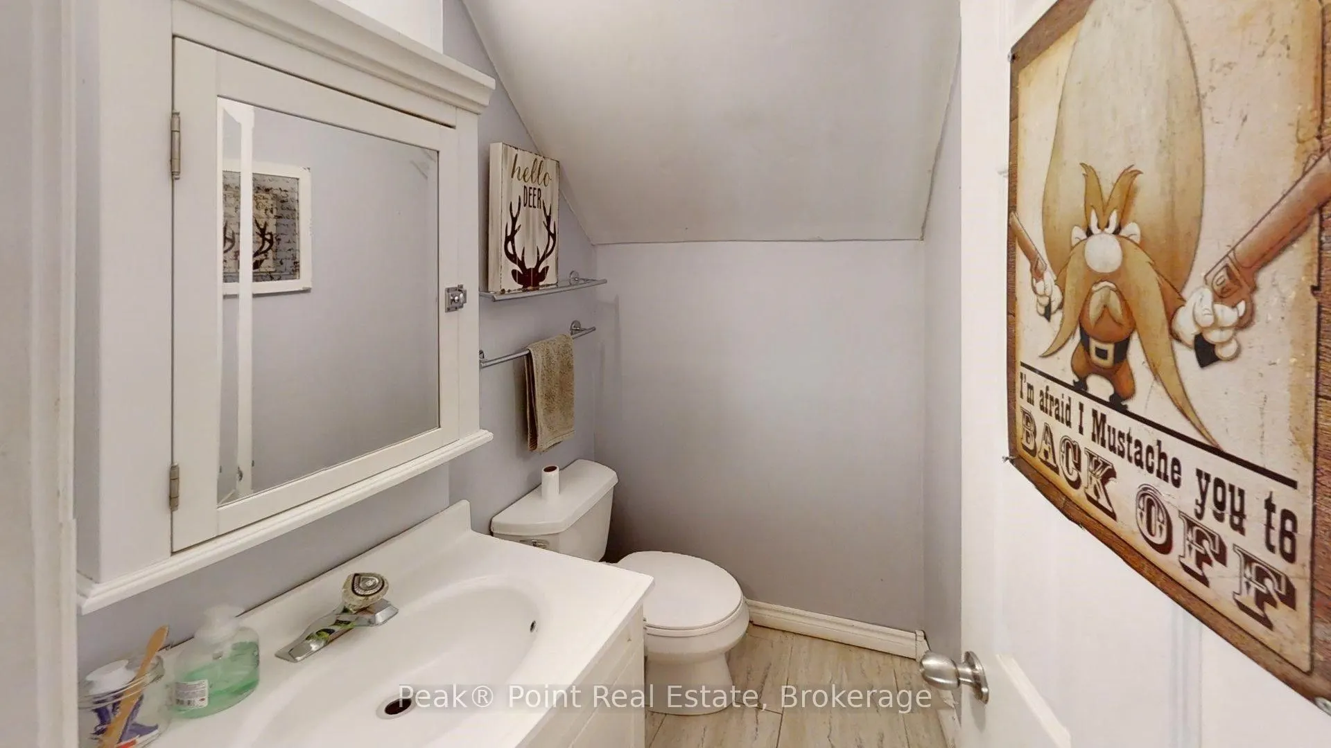 580 14TH Street W