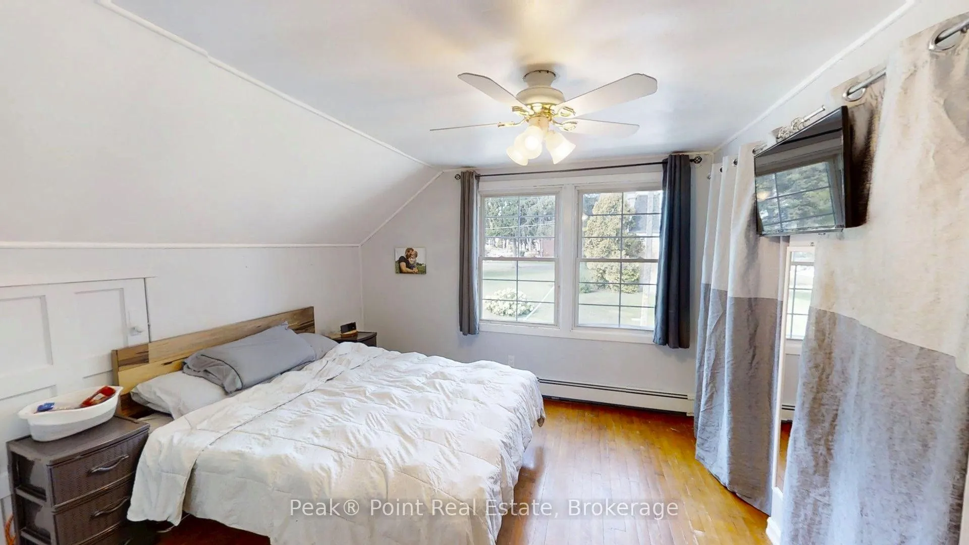 580 14TH Street W