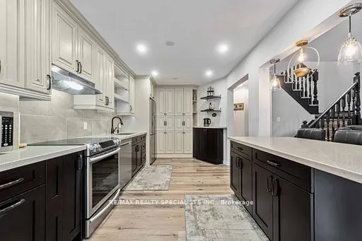 17 Rannie Court