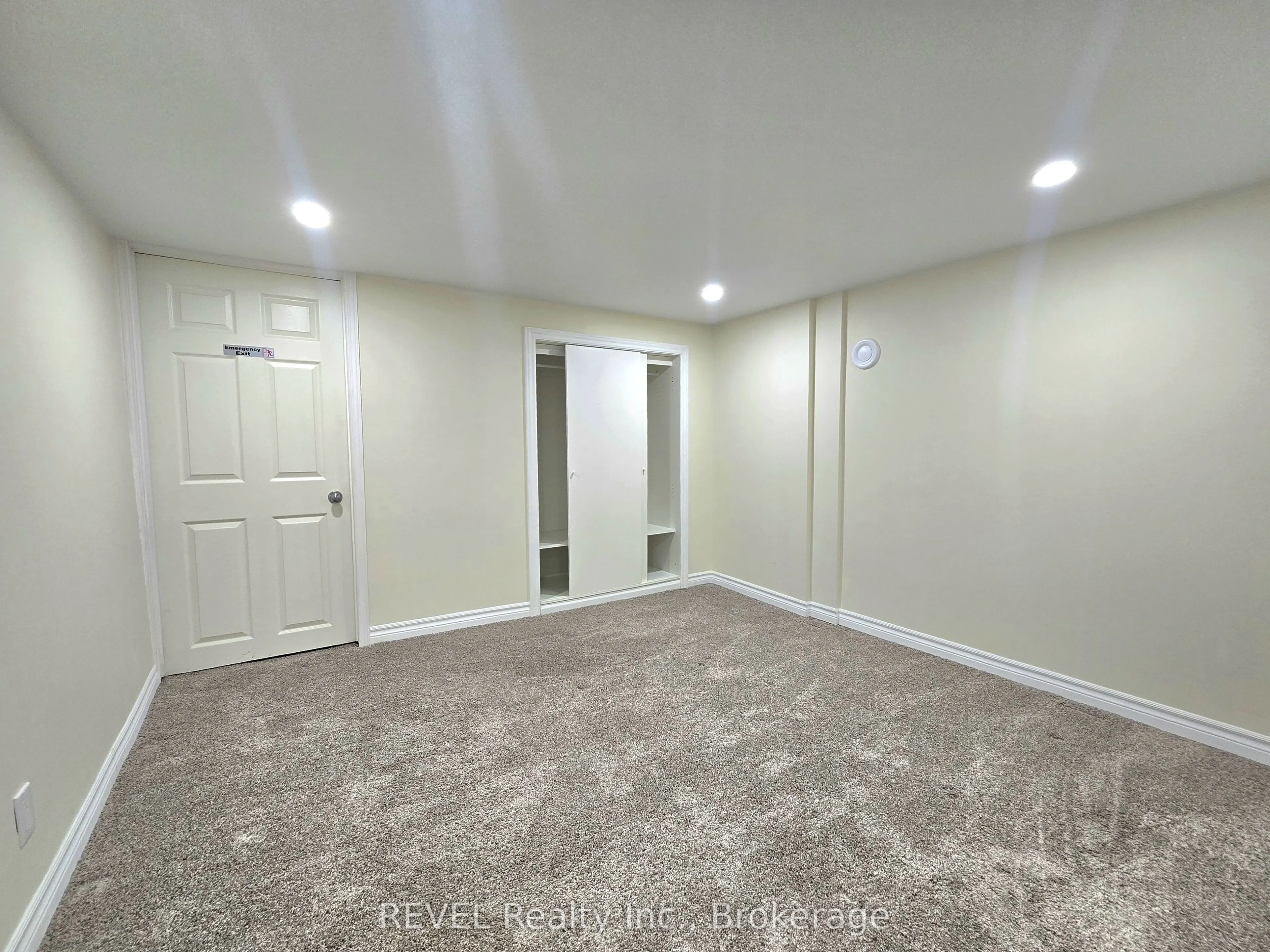 4151 Portage Road N