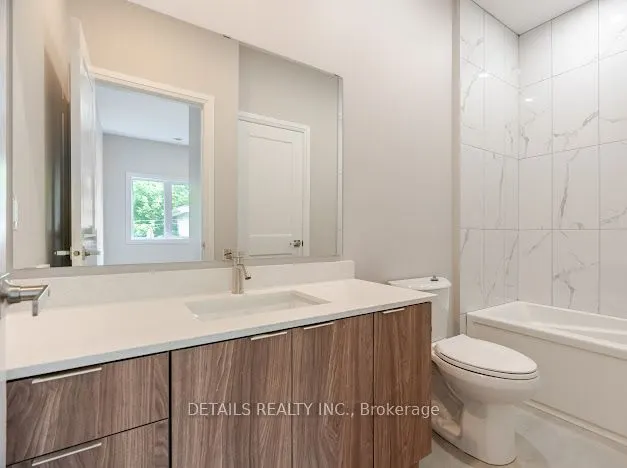 659 Donat Street, #301