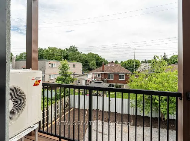 659 Donat Street, #301
