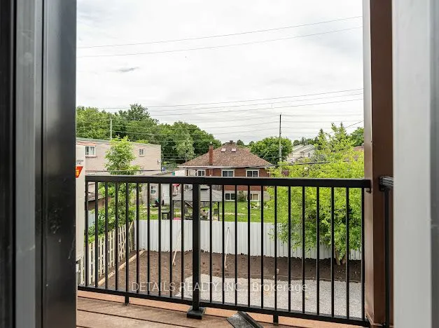 659 Donat Street, #301