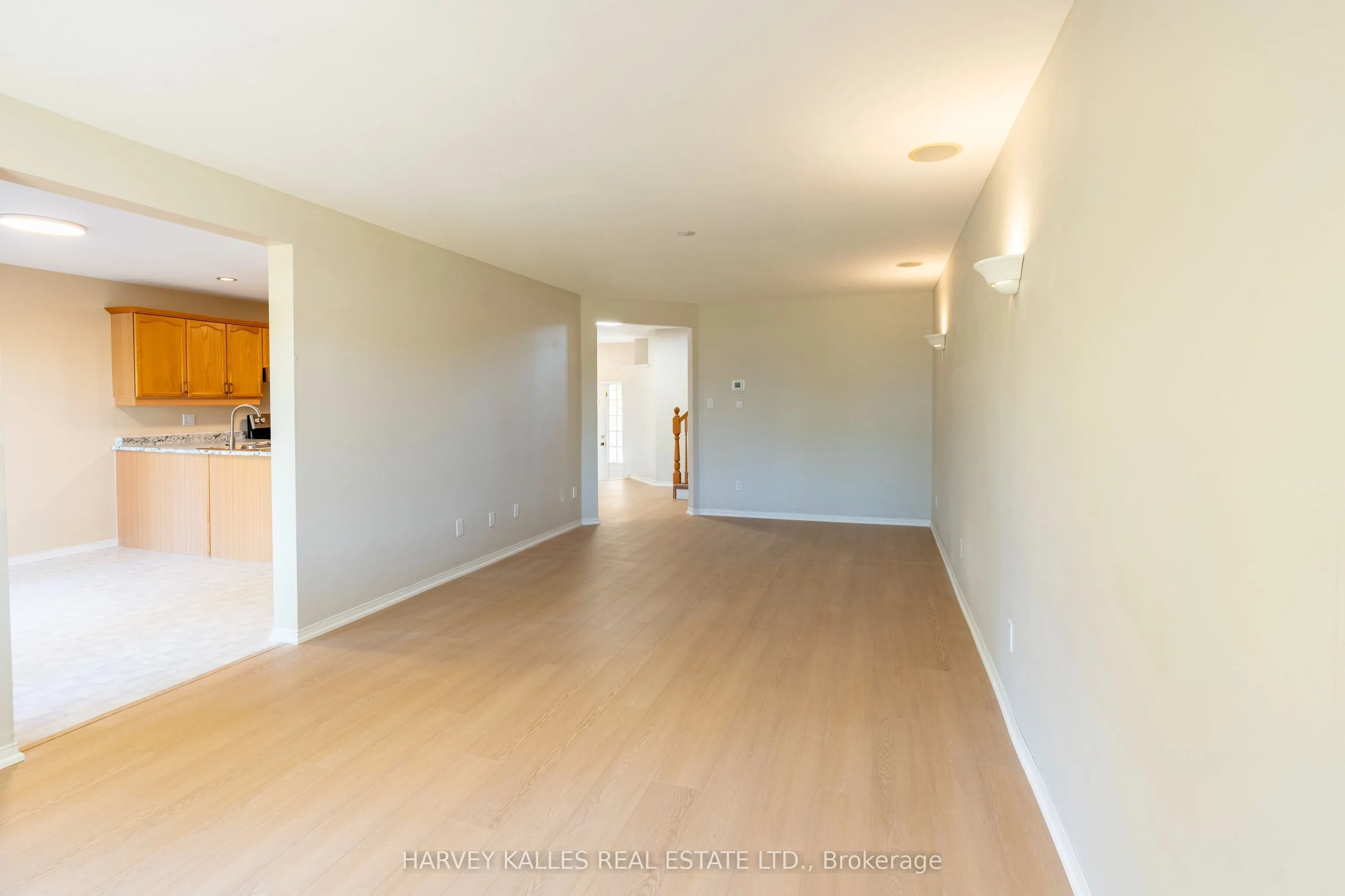 573 Windjammer Way