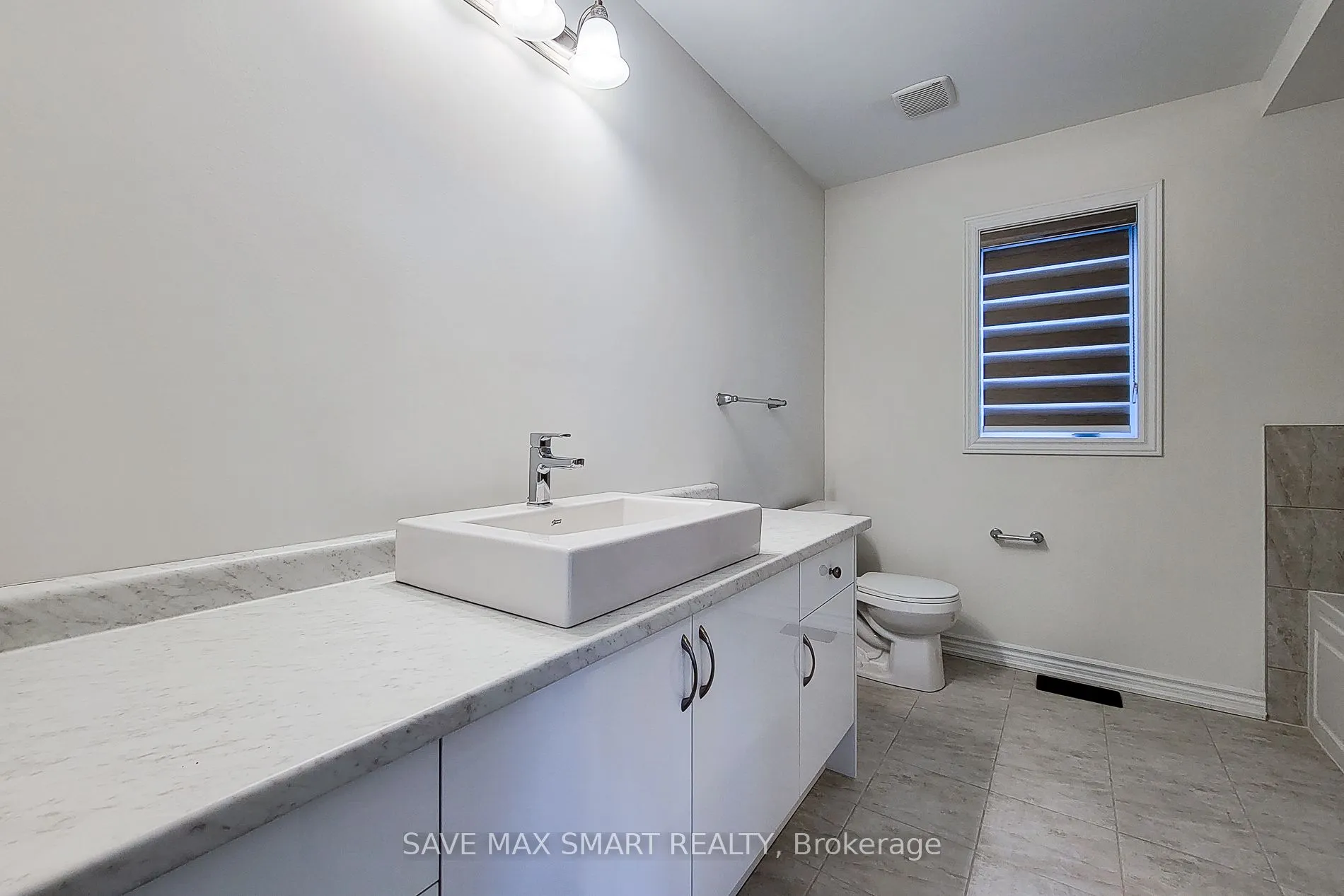 62 Hitchman st Street N