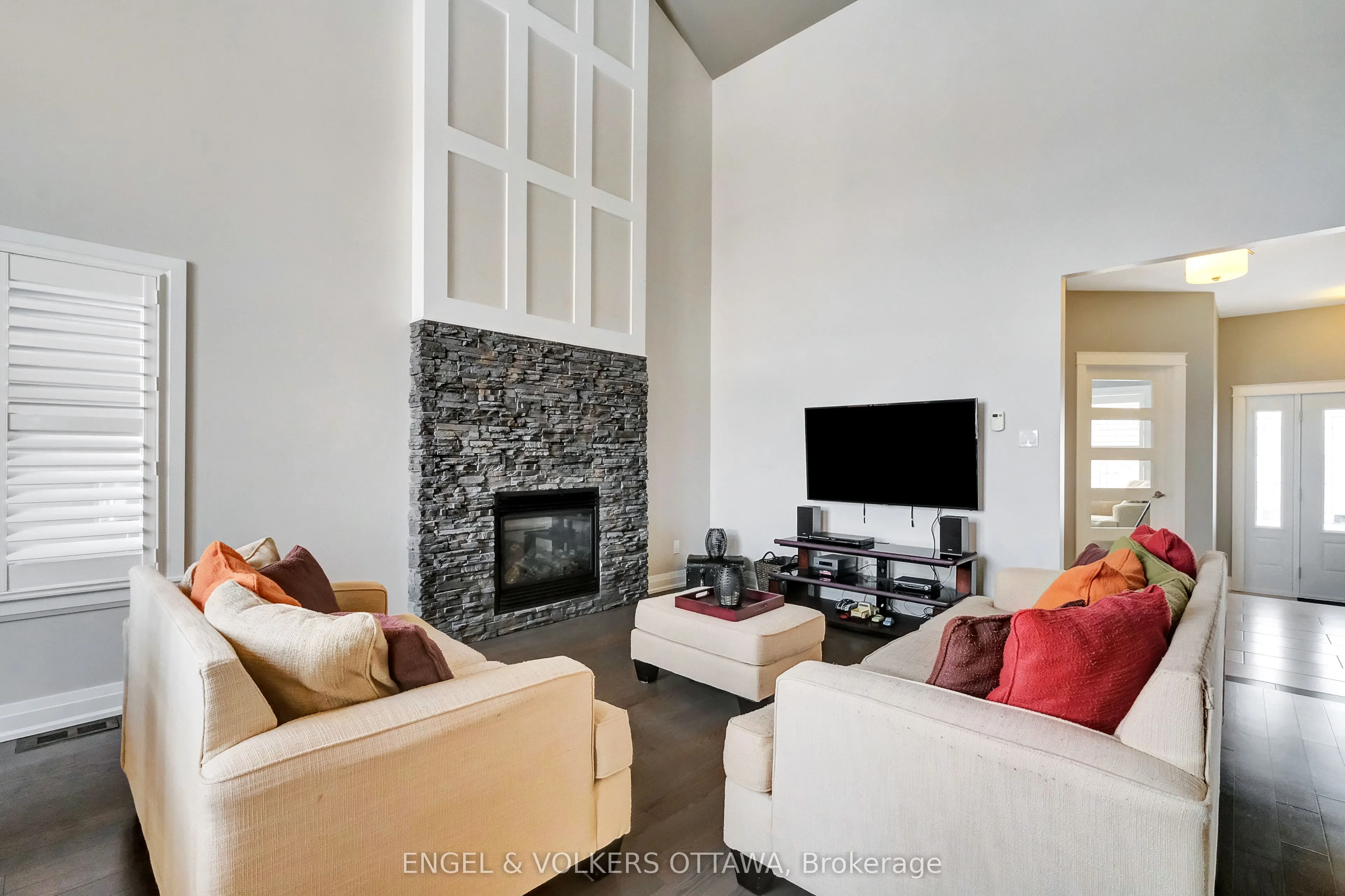 304 Colmar Street