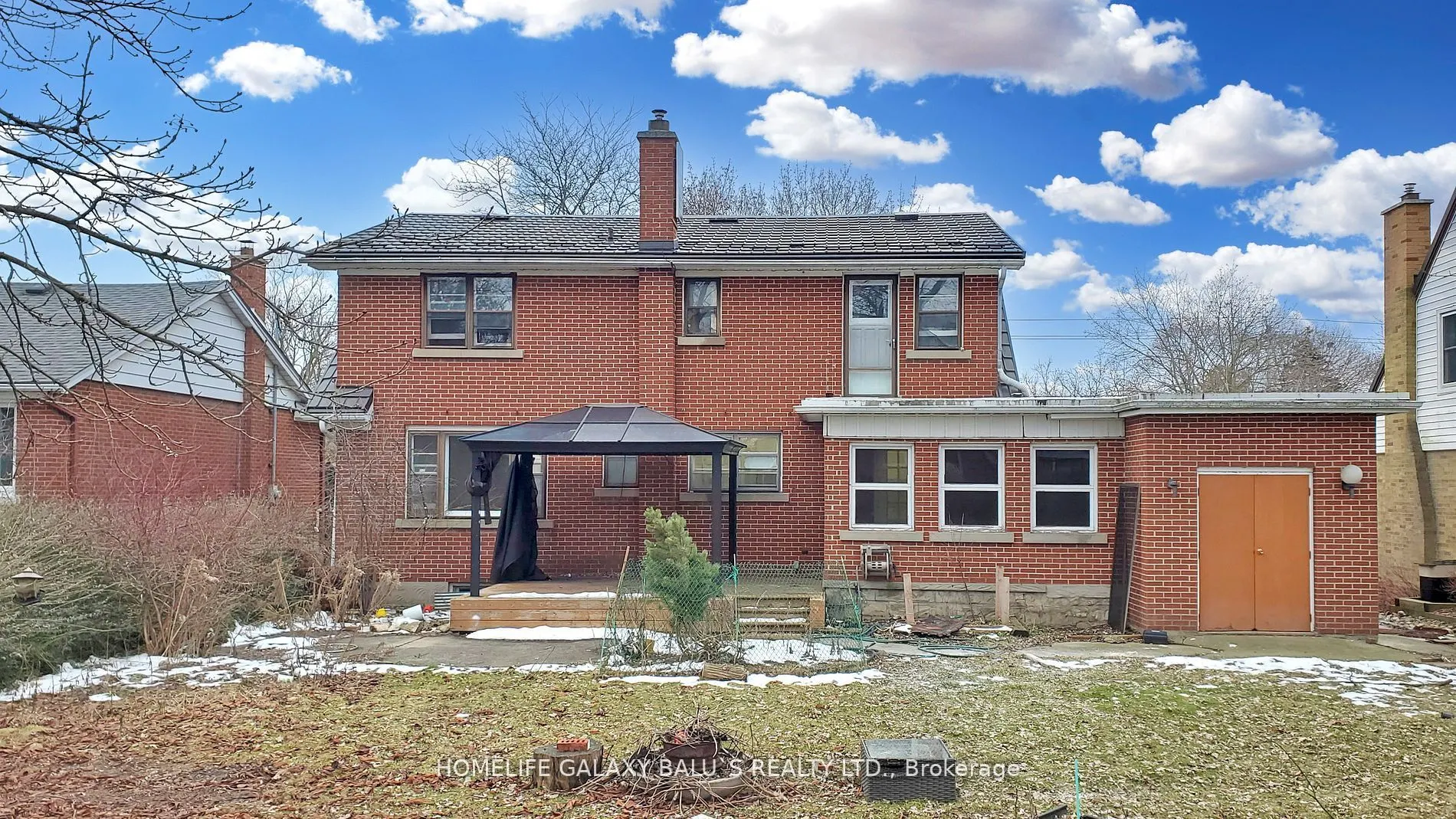 273 DUMFRIES Avenue