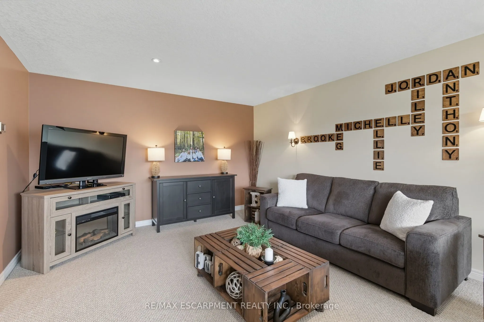 4 Blackburn Court