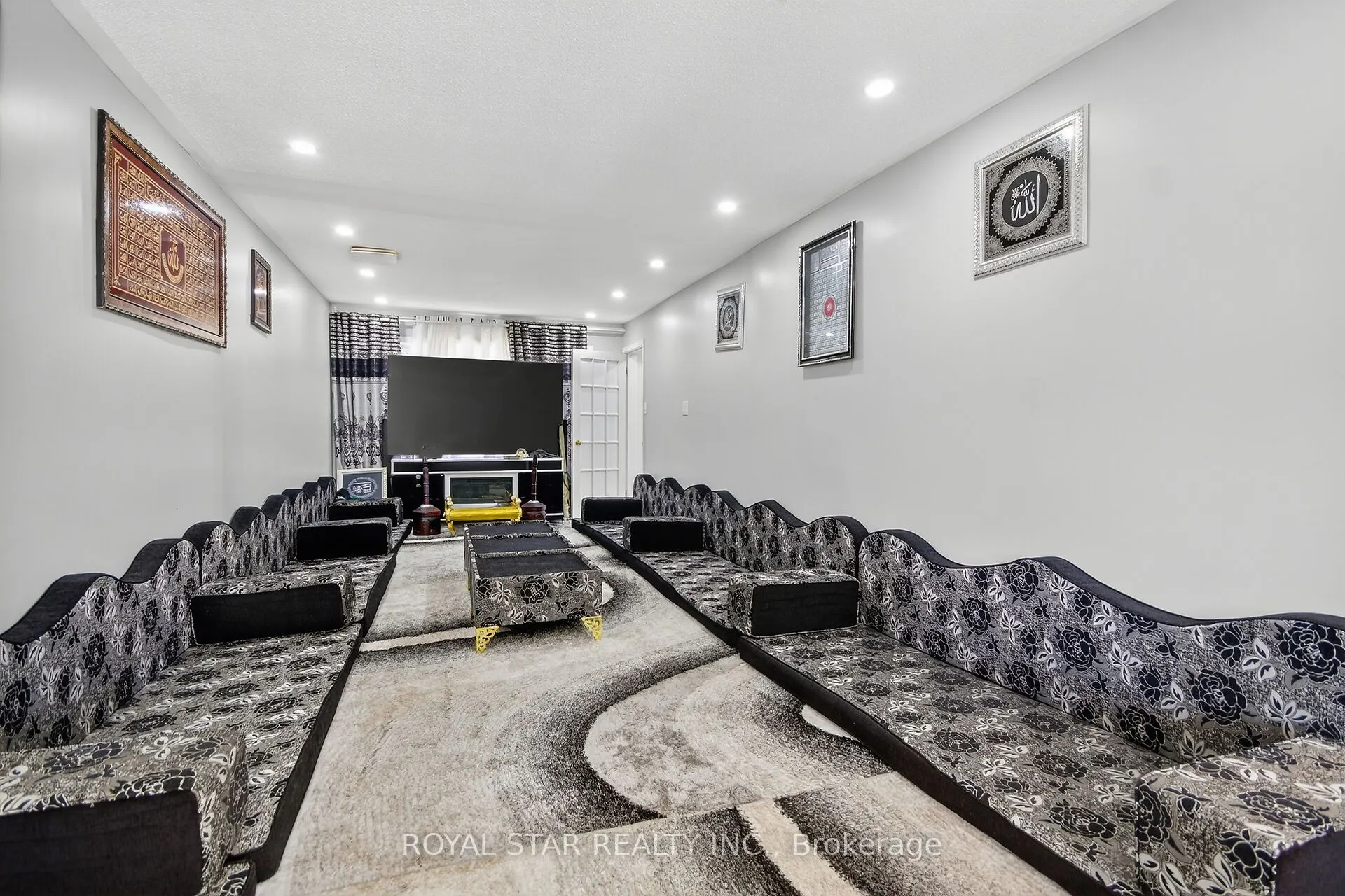 5 Southland Crescent