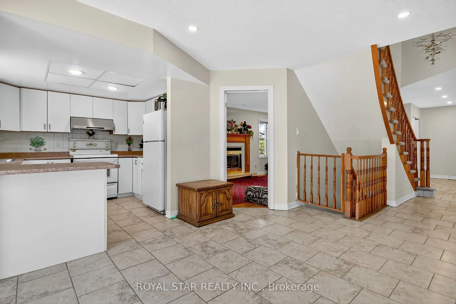 5 Southland Crescent