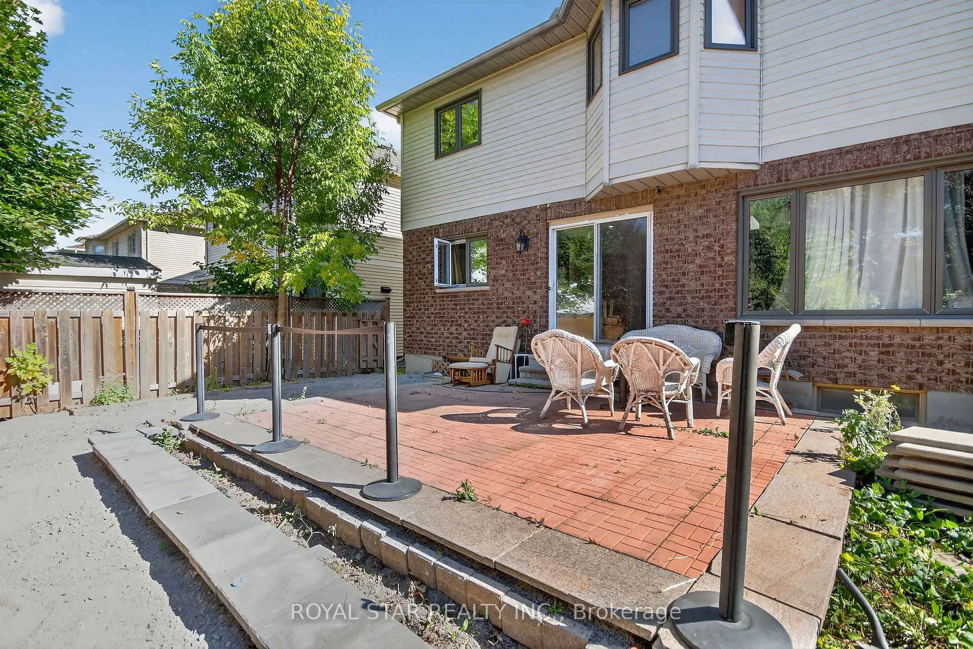 5 Southland Crescent