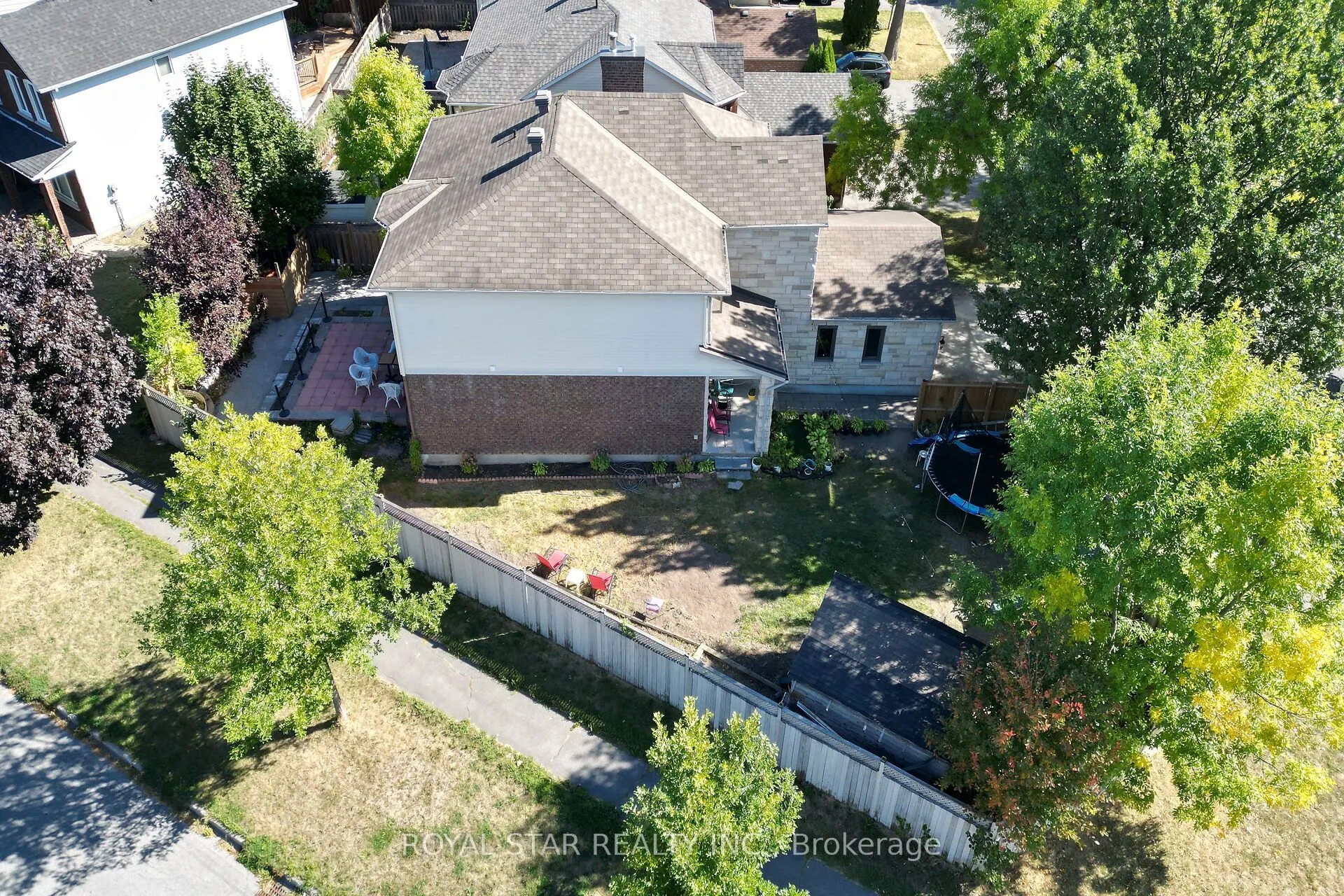 5 Southland Crescent