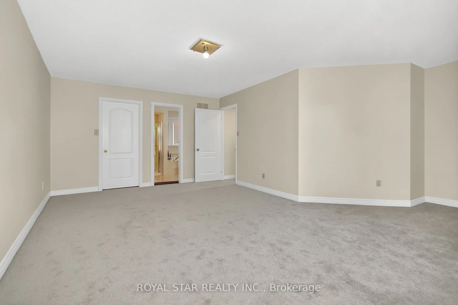 5 Southland Crescent