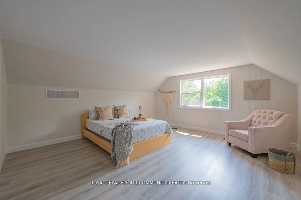 9297 Highway 118 E