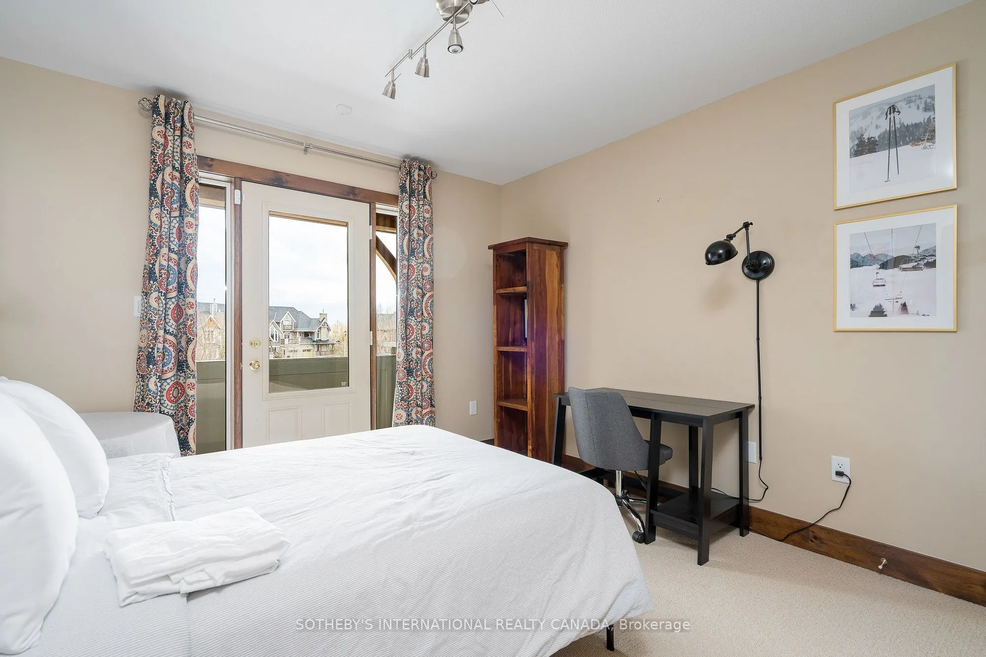 101 Millennium Way E