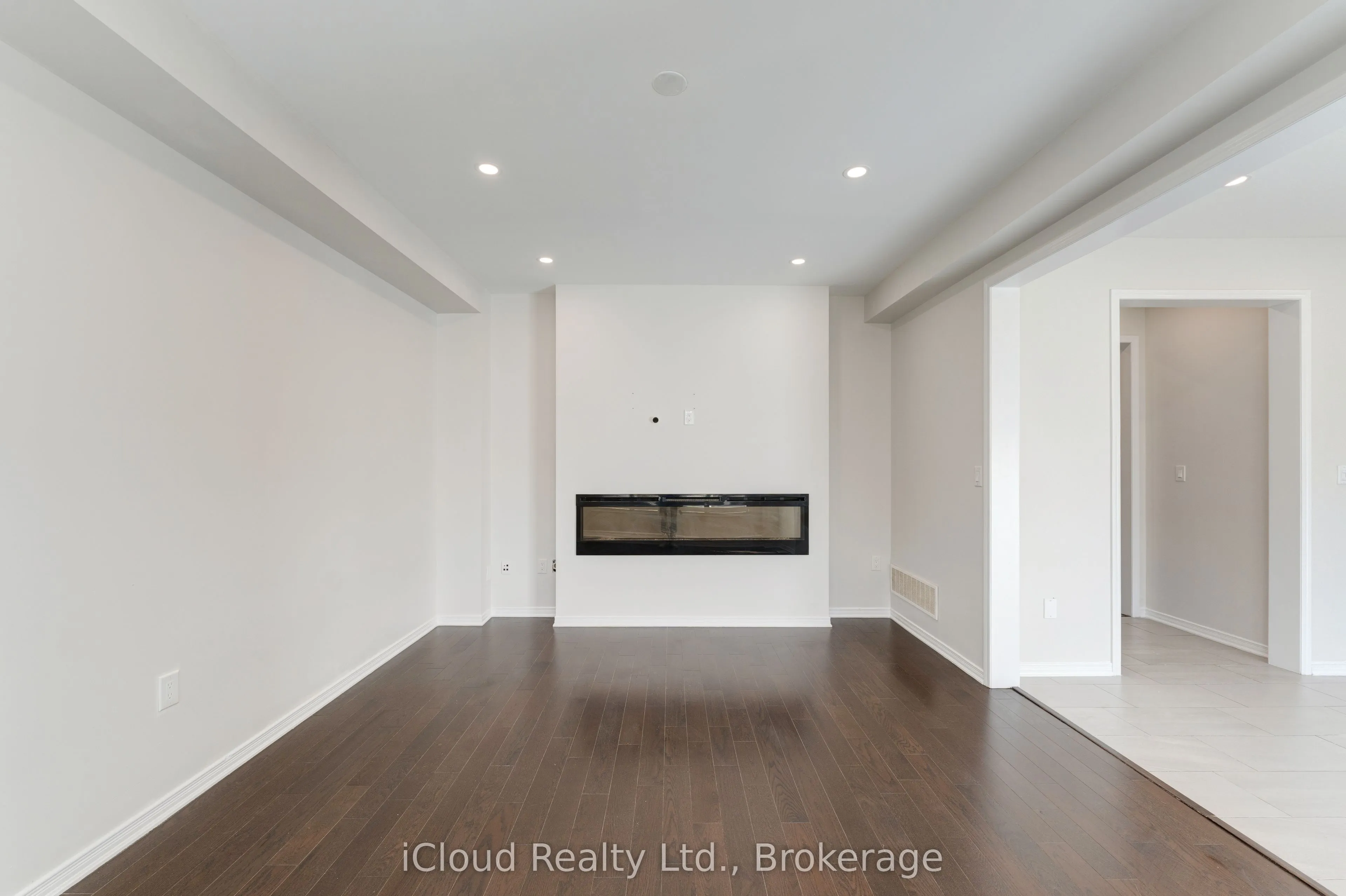 26 Mull Avenue