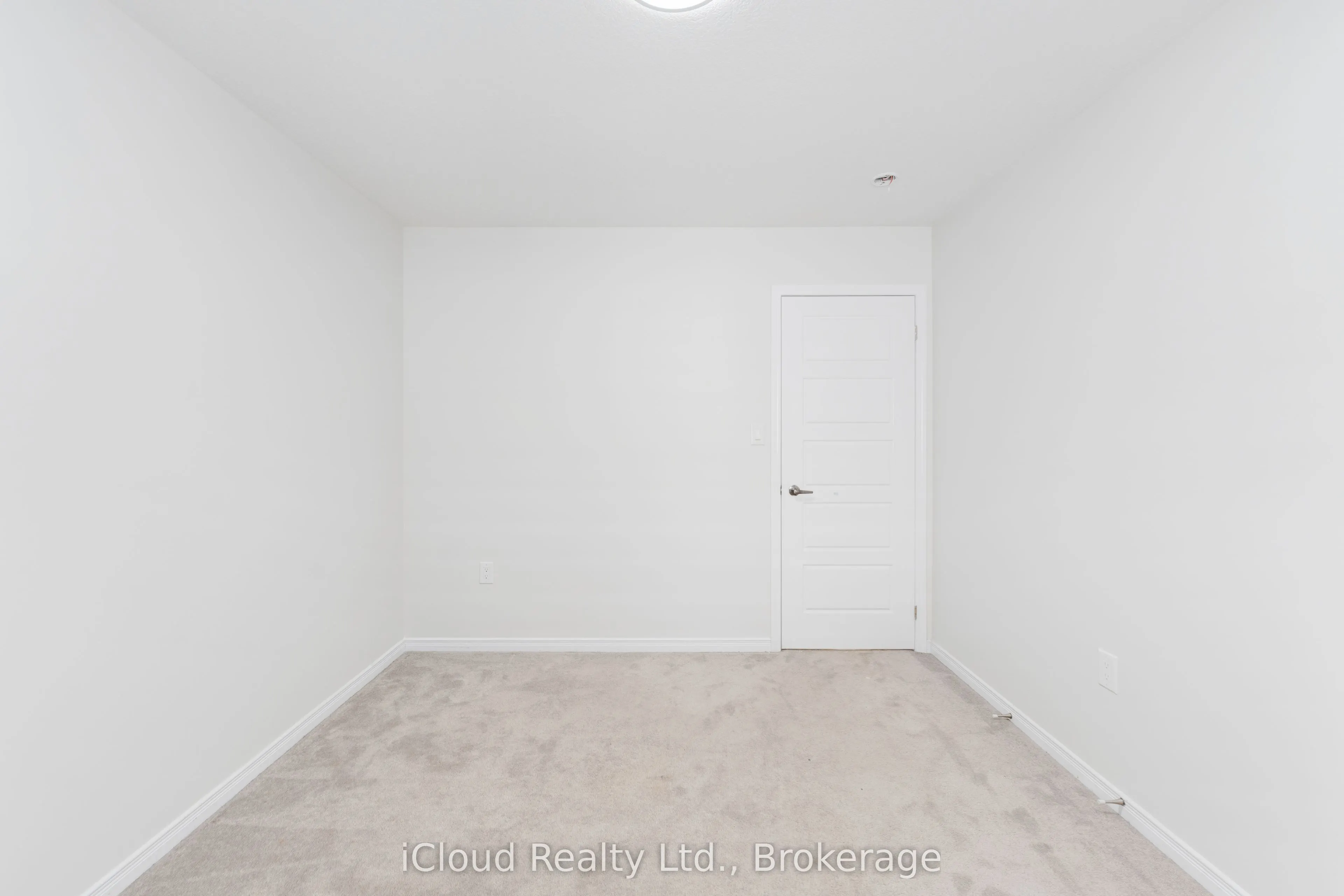 26 Mull Avenue