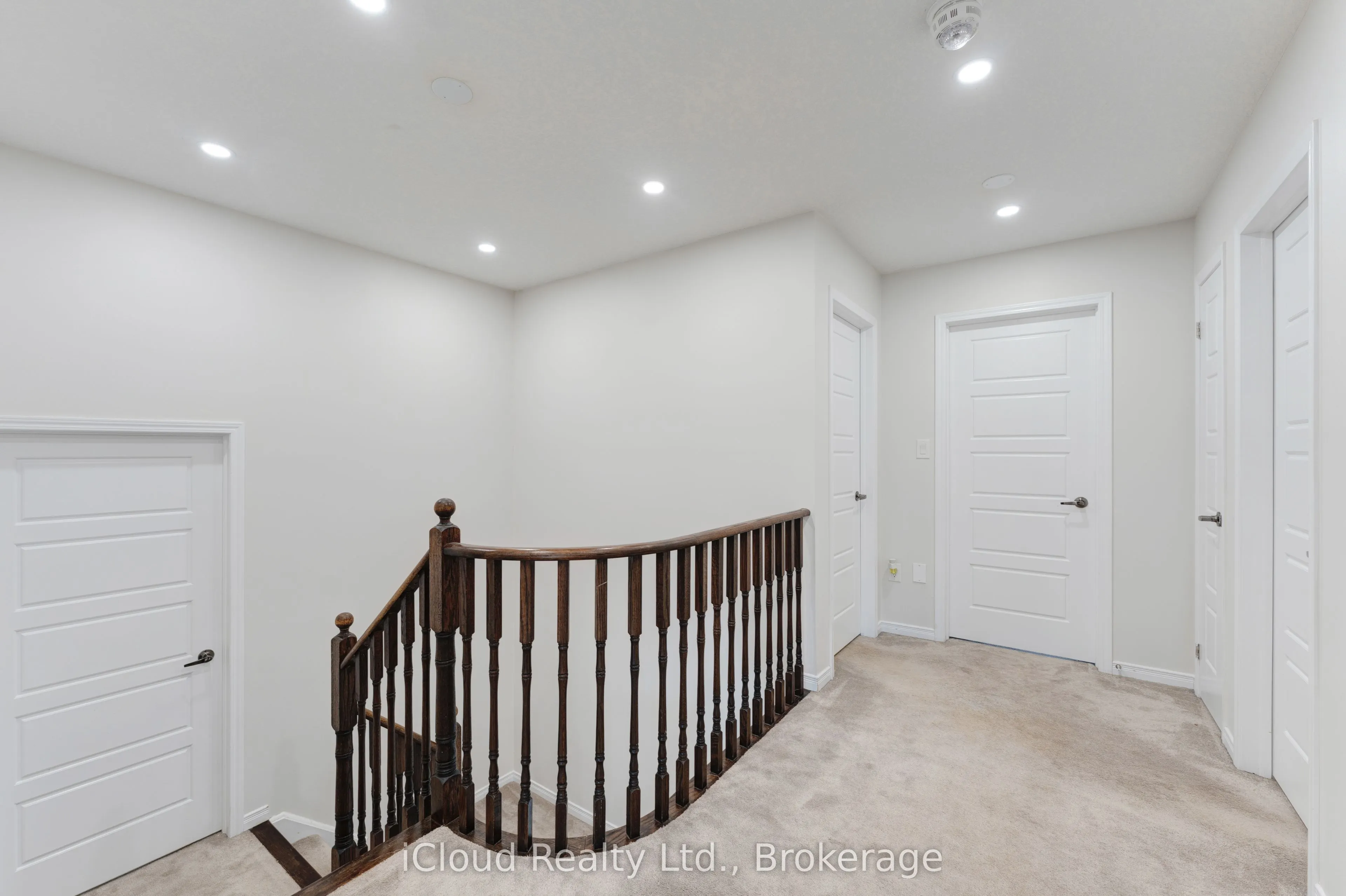 26 Mull Avenue