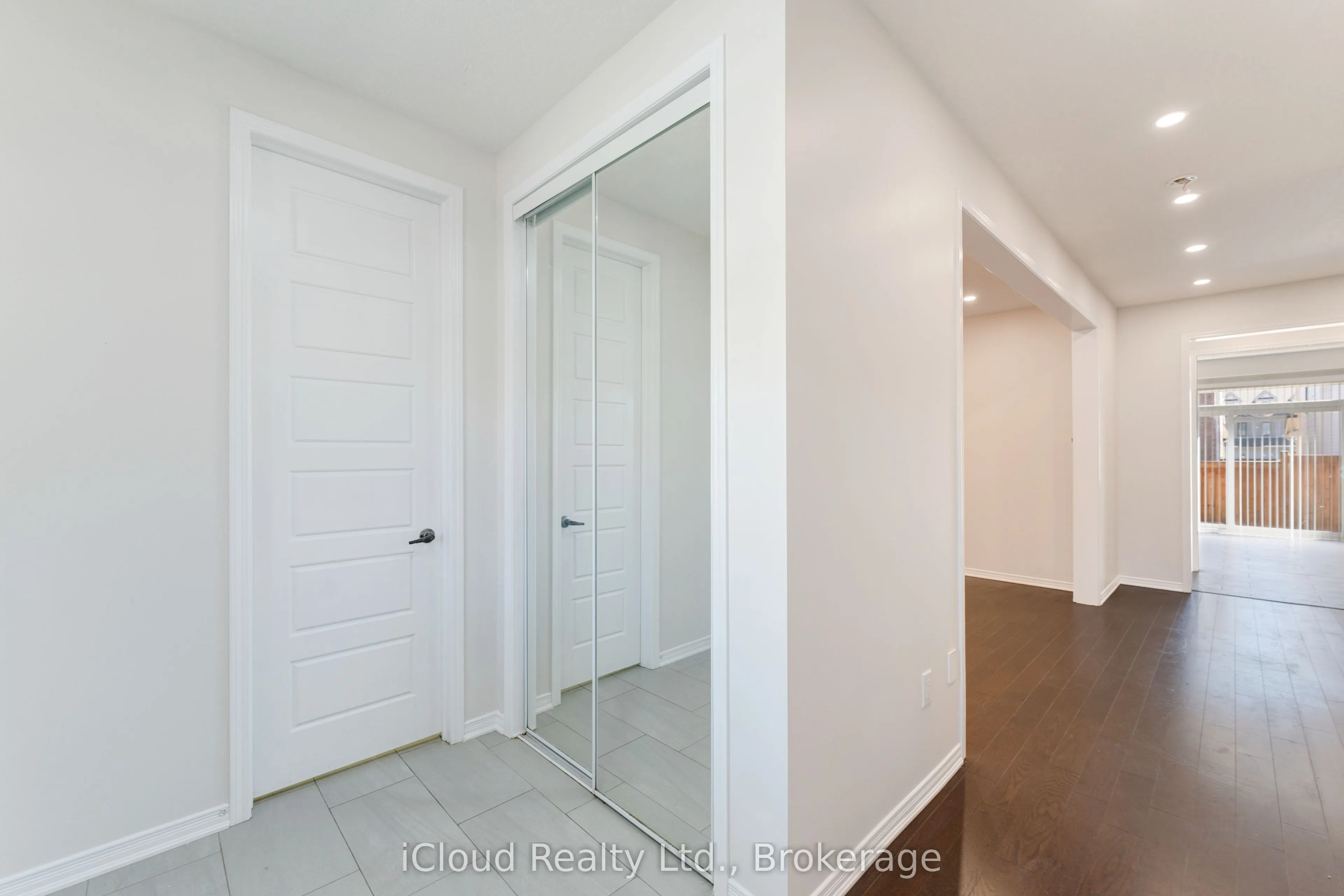 26 Mull Avenue