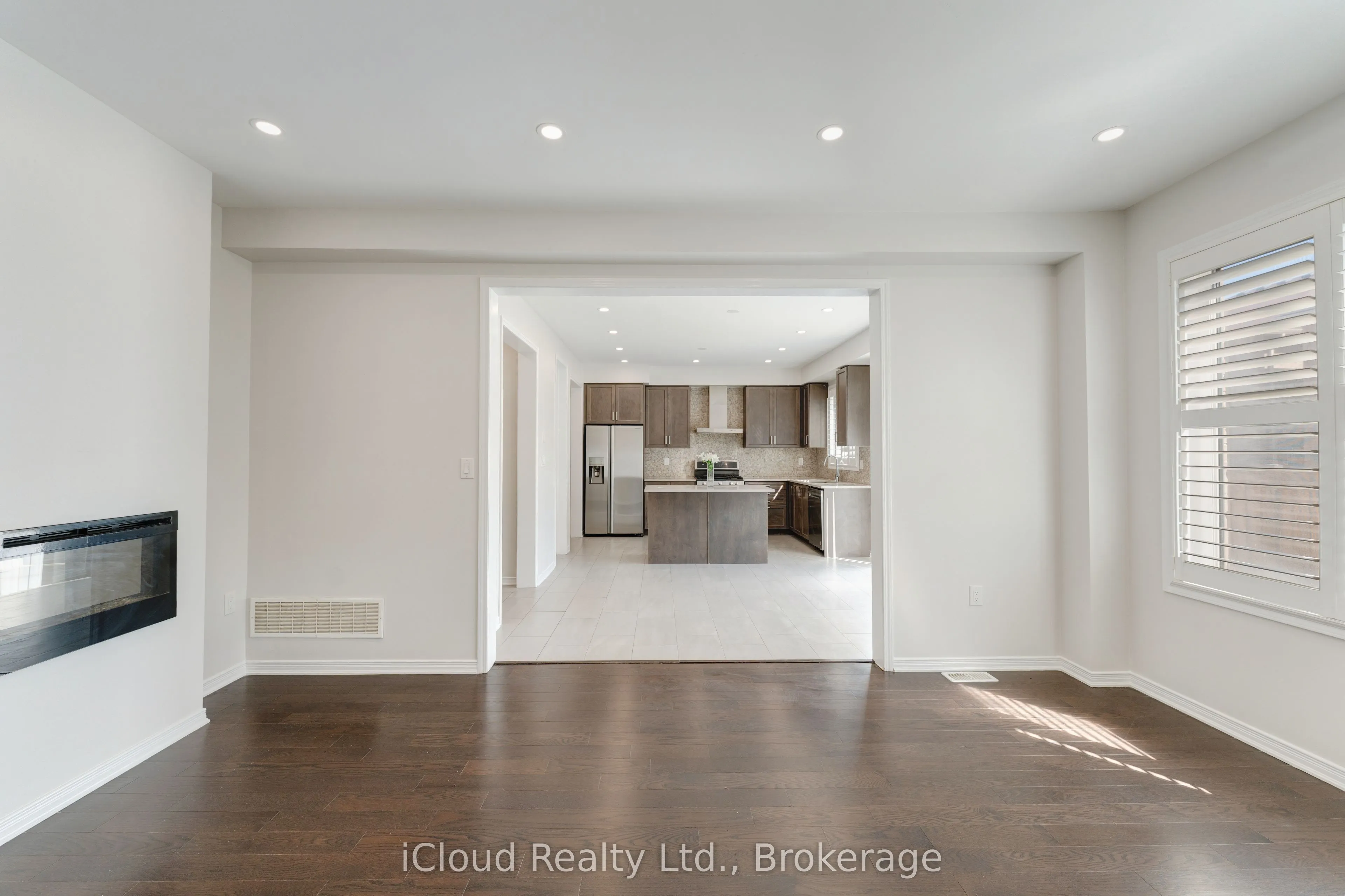 26 Mull Avenue