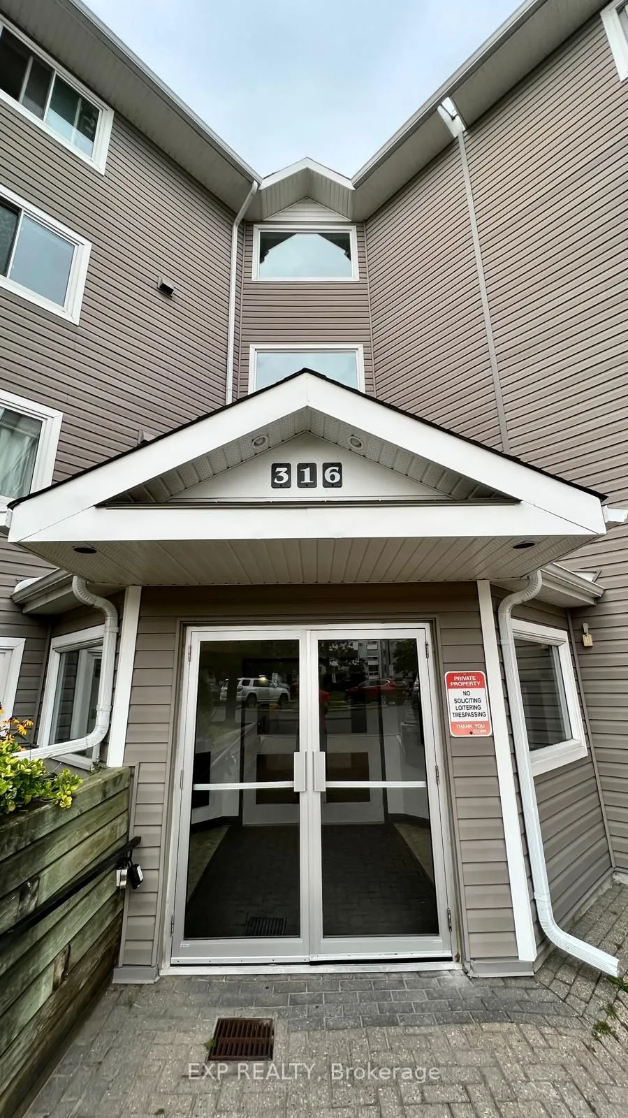 316 LORRY GREENBERG Drive, #121