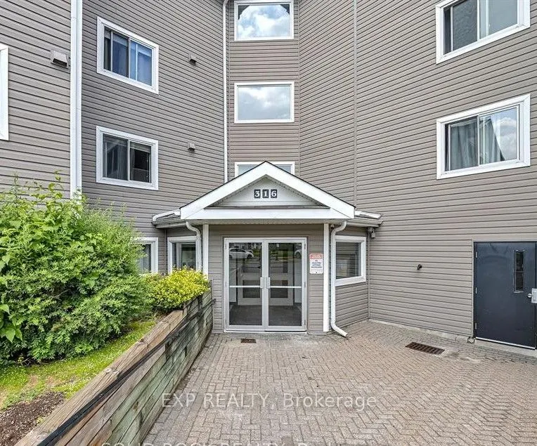 316 LORRY GREENBERG Drive, #121
