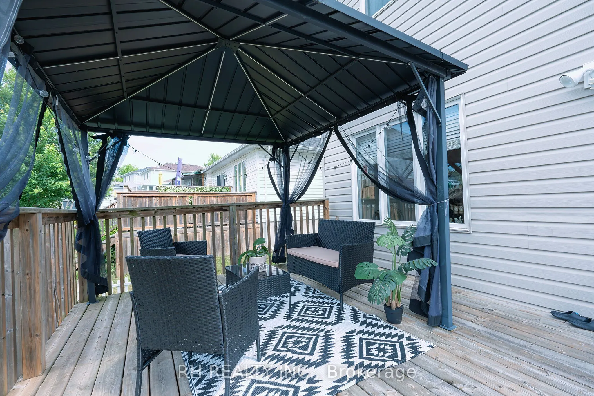 336 Middlefield Road