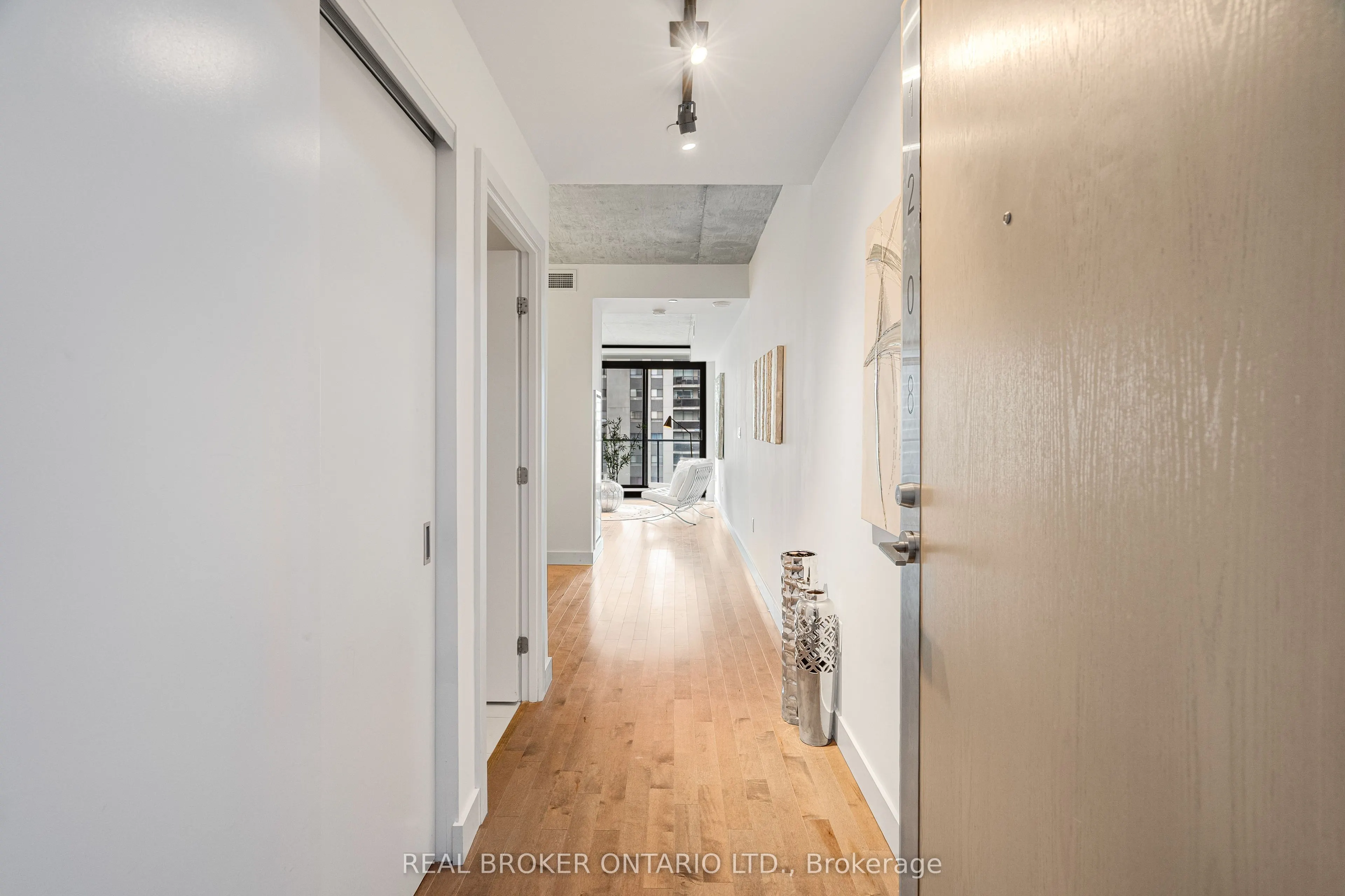 224 Lyon Street N, #1208