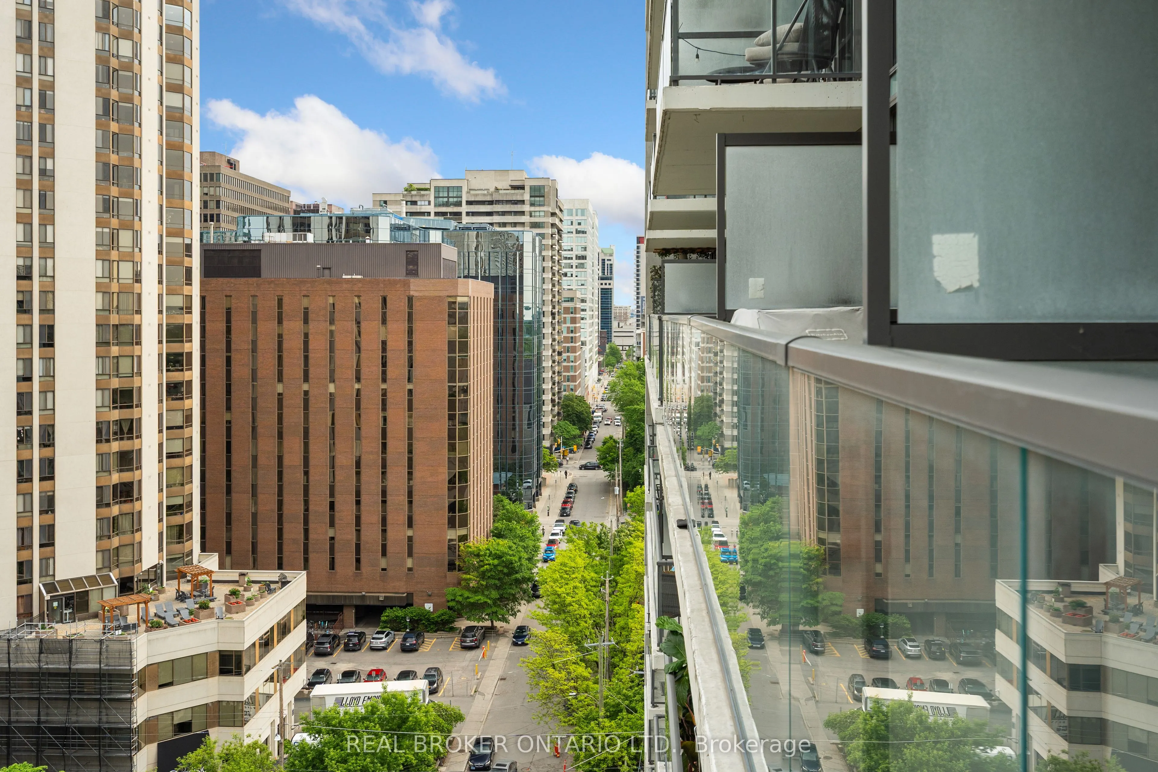 224 Lyon Street N, #1208