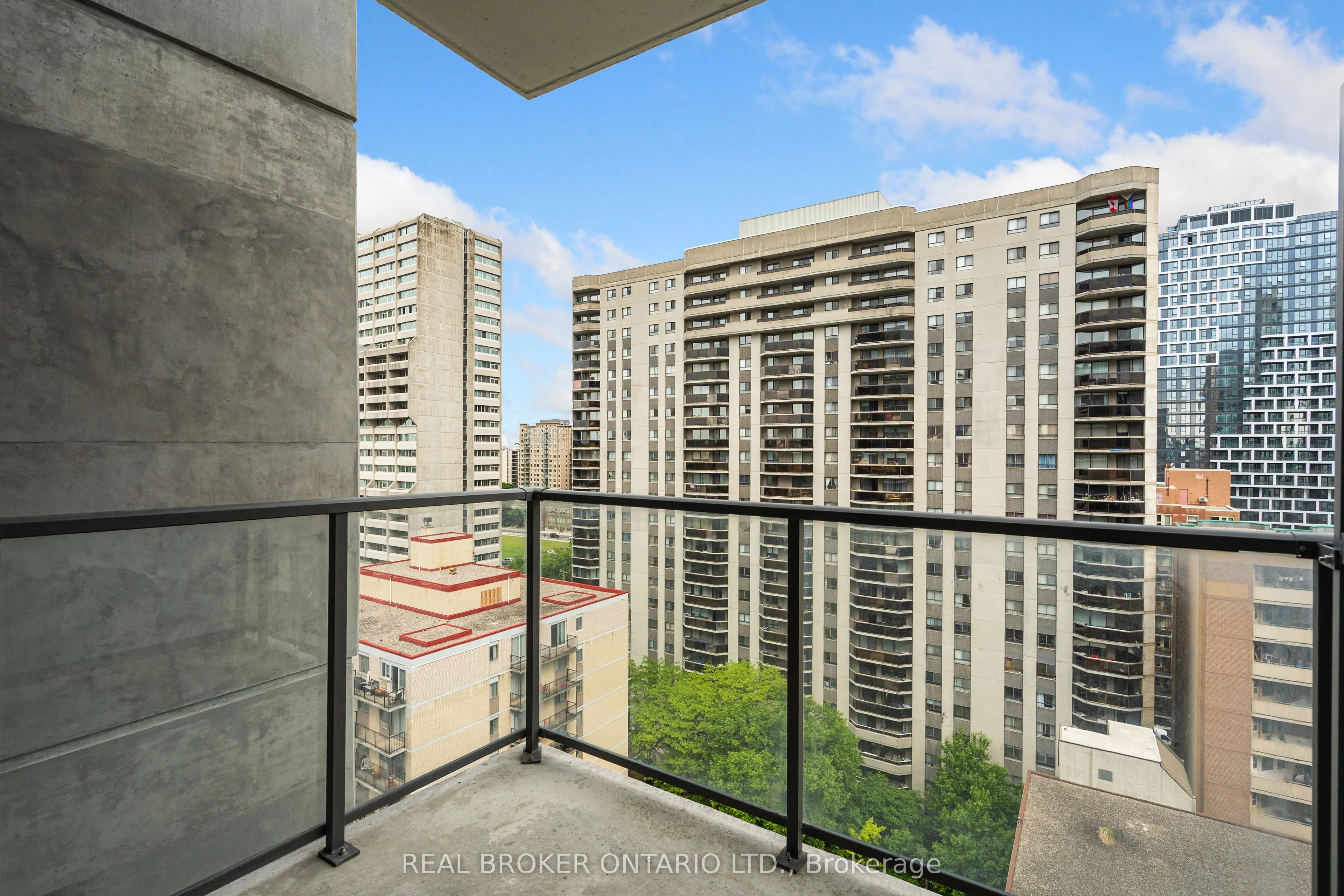 224 Lyon Street N, #1208