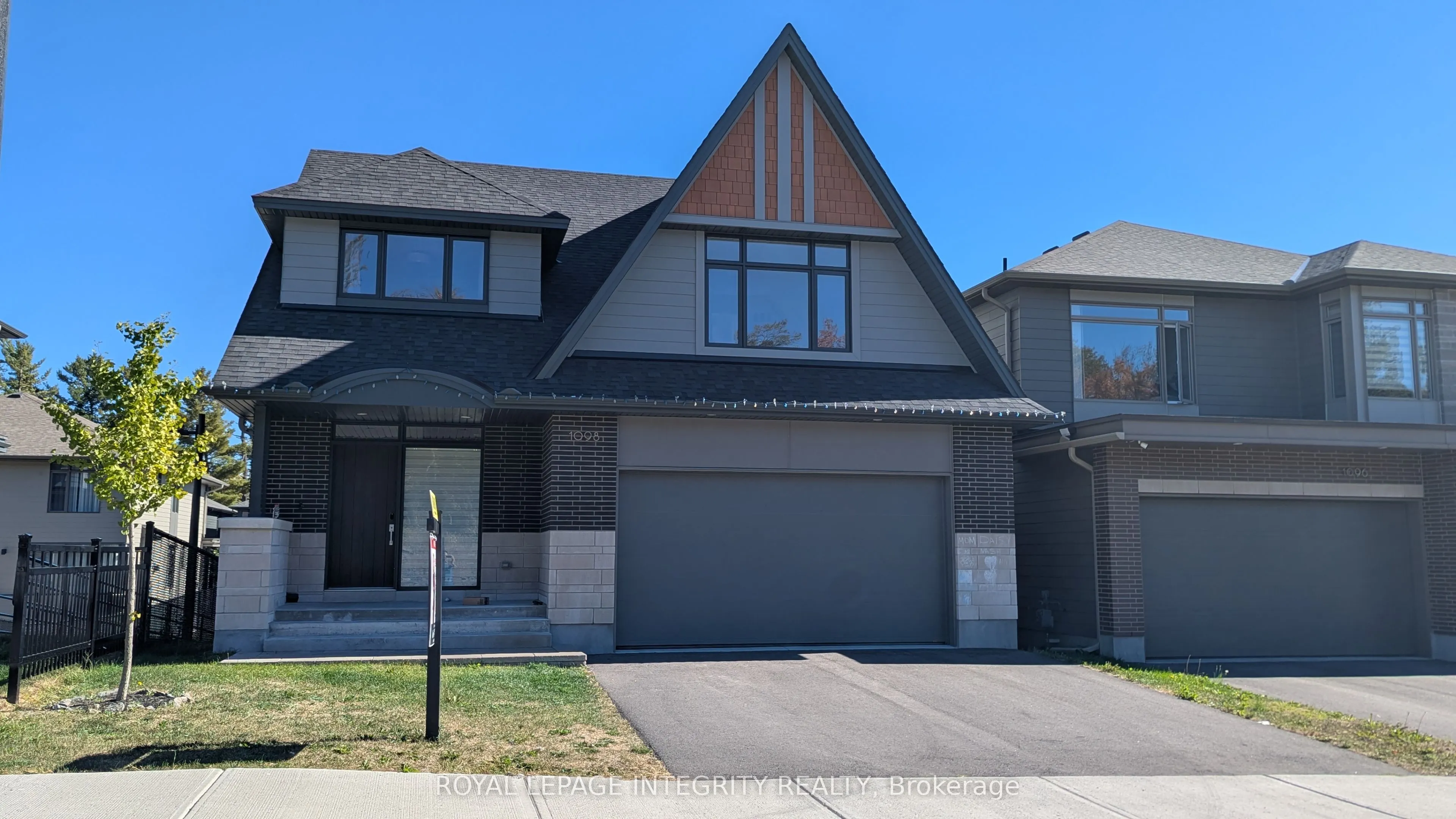1098 Blanding Court