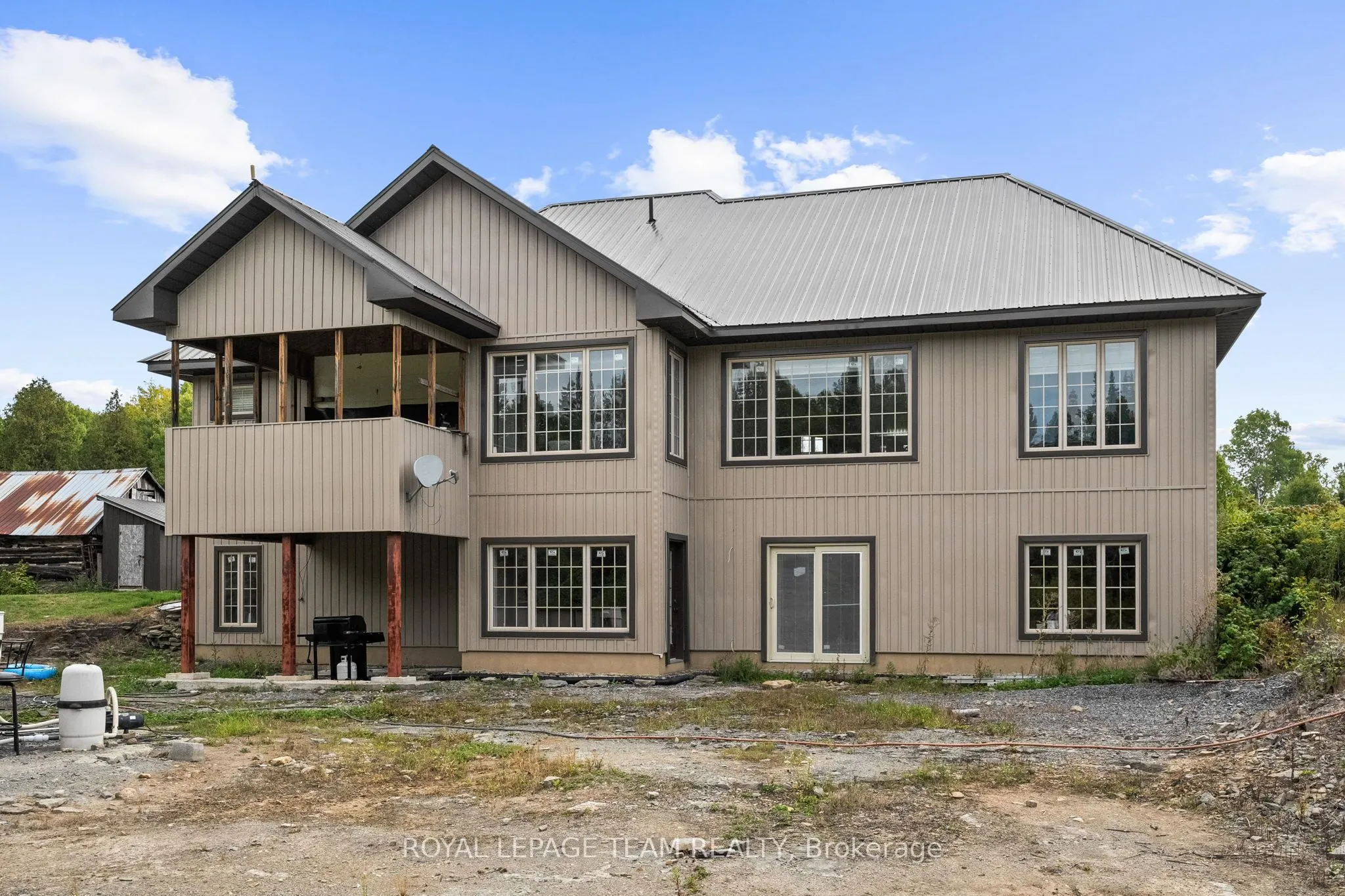 450 Davis Side Road