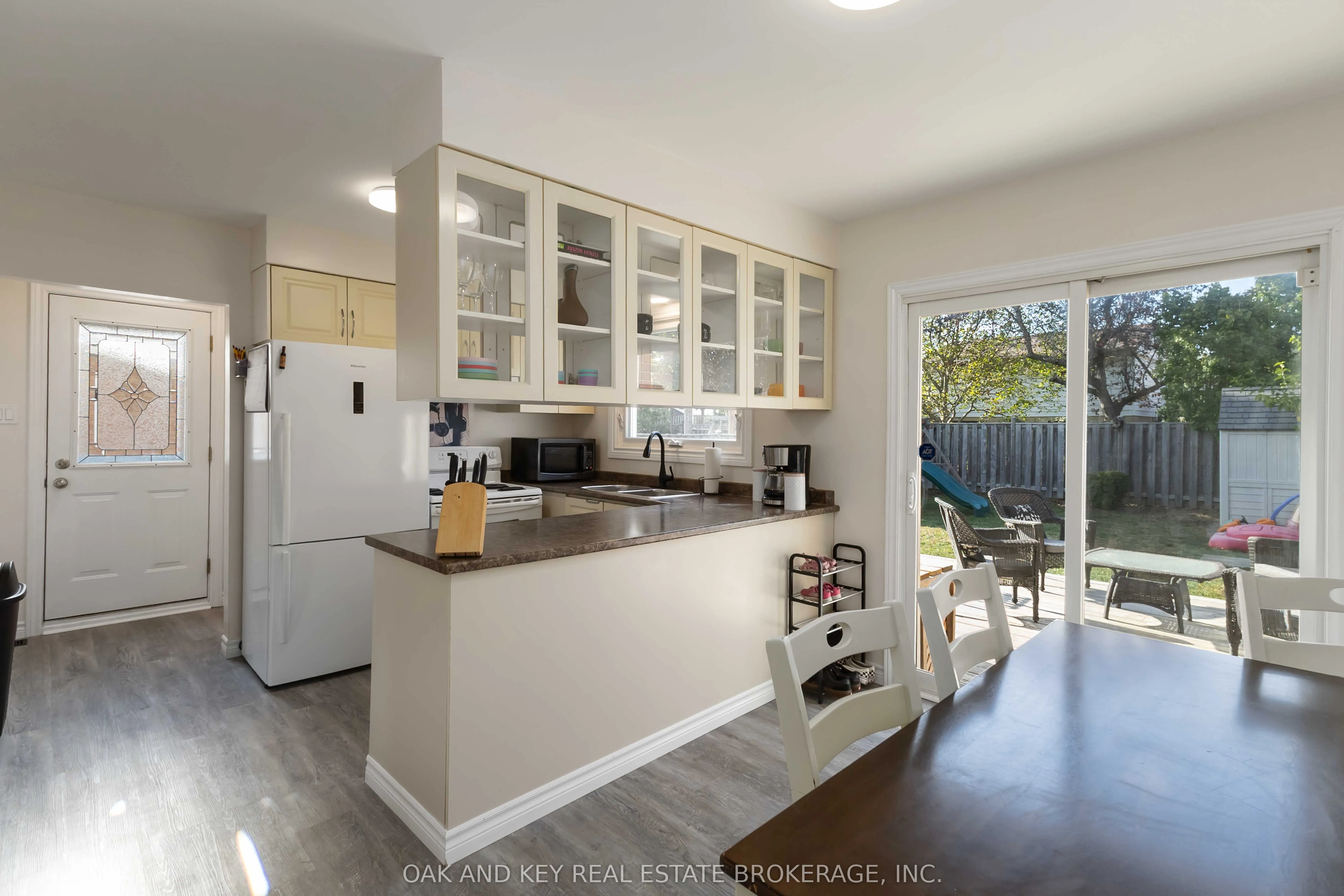 262 Admiral Drive