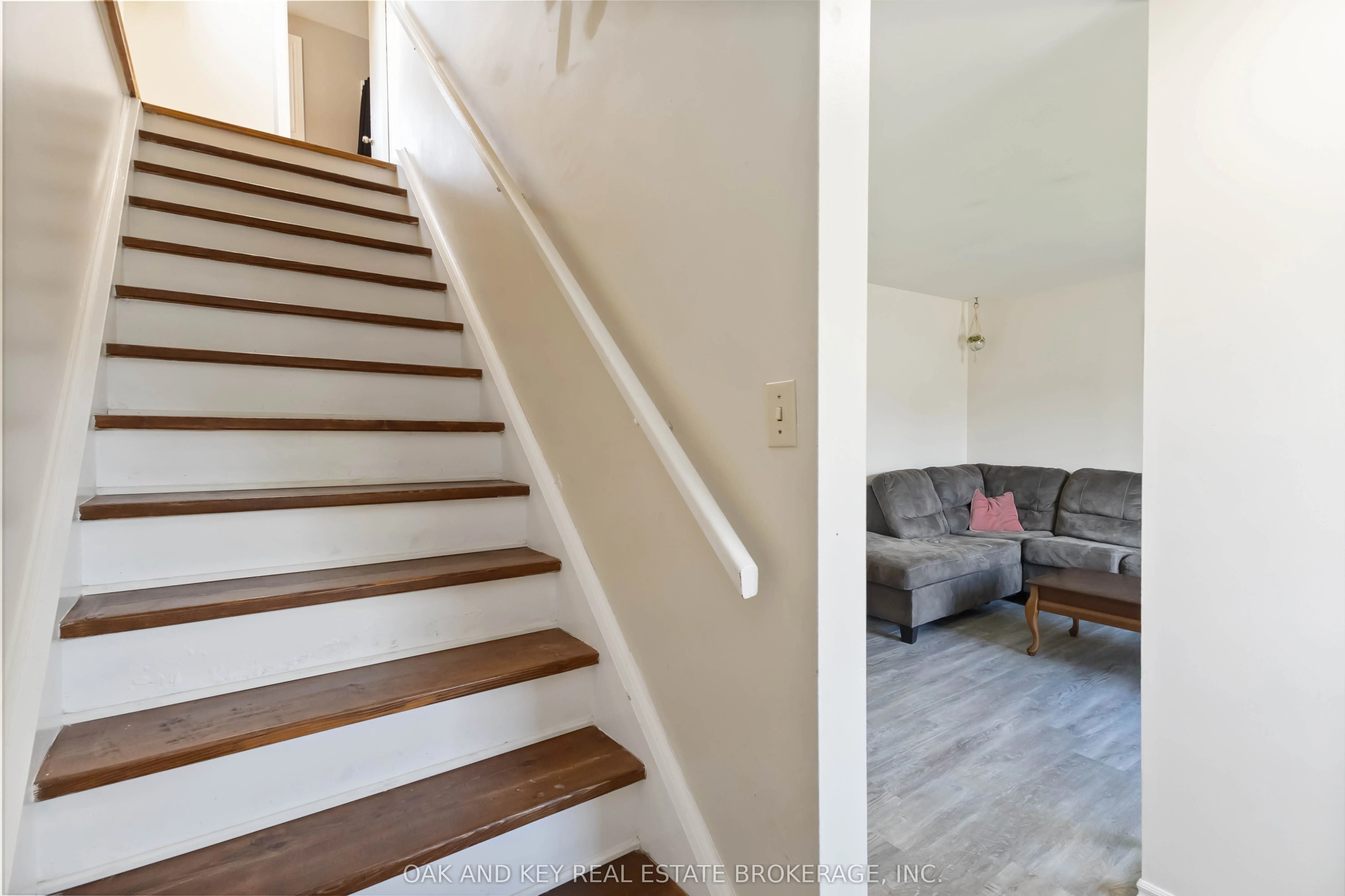 262 Admiral Drive