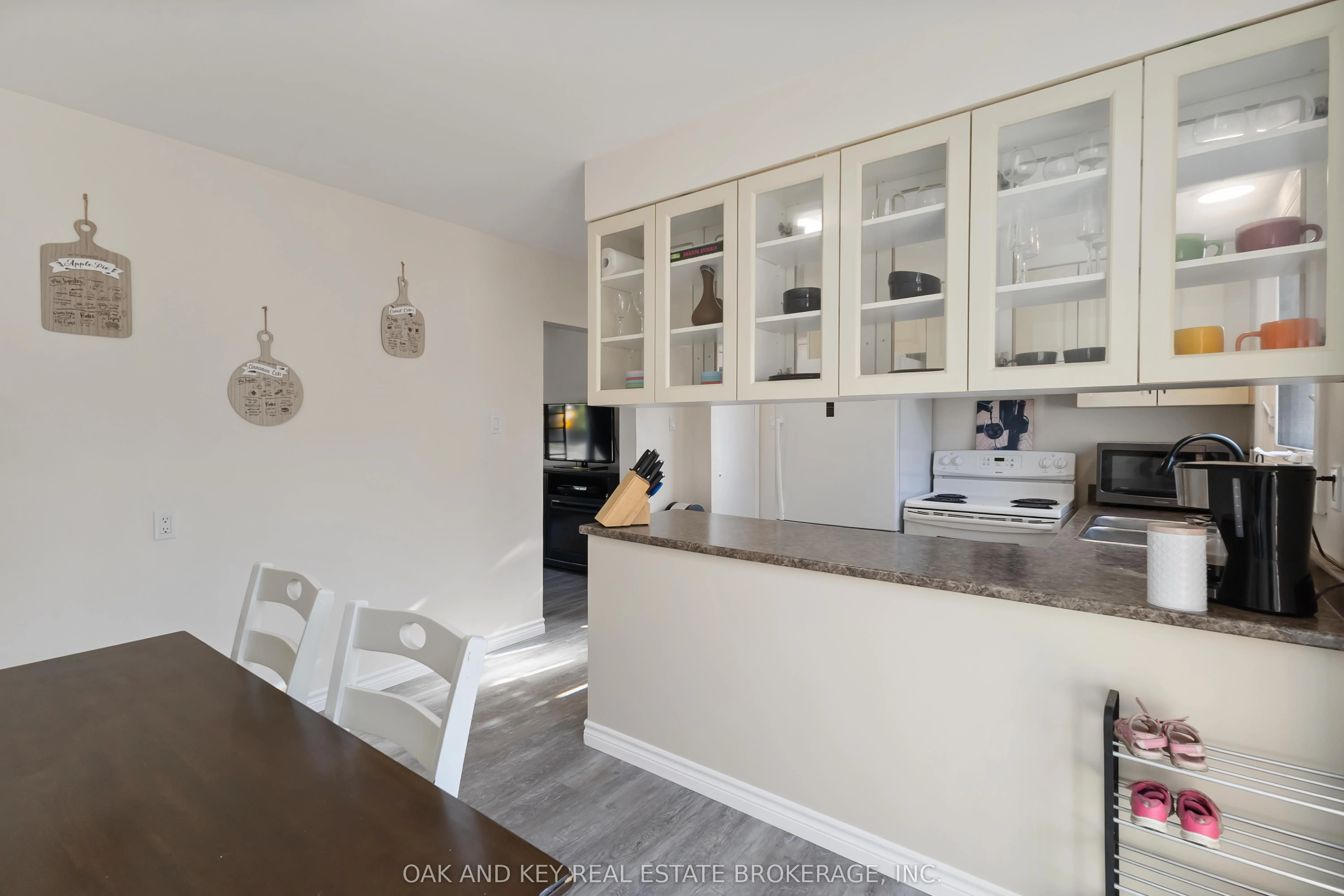 262 Admiral Drive