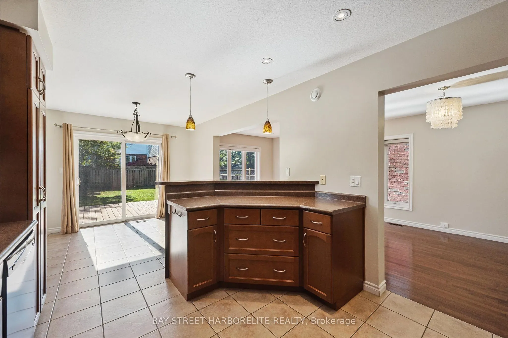 128 CLOUGH Crescent