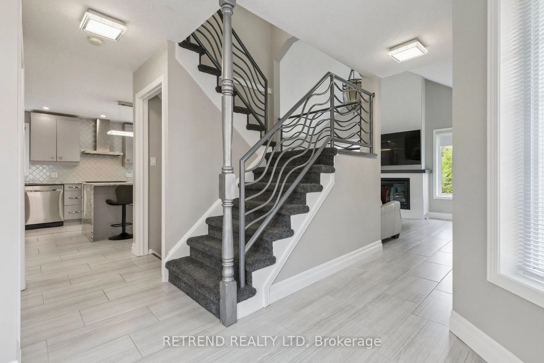 134 QUEEN CHARLOTTE Crescent