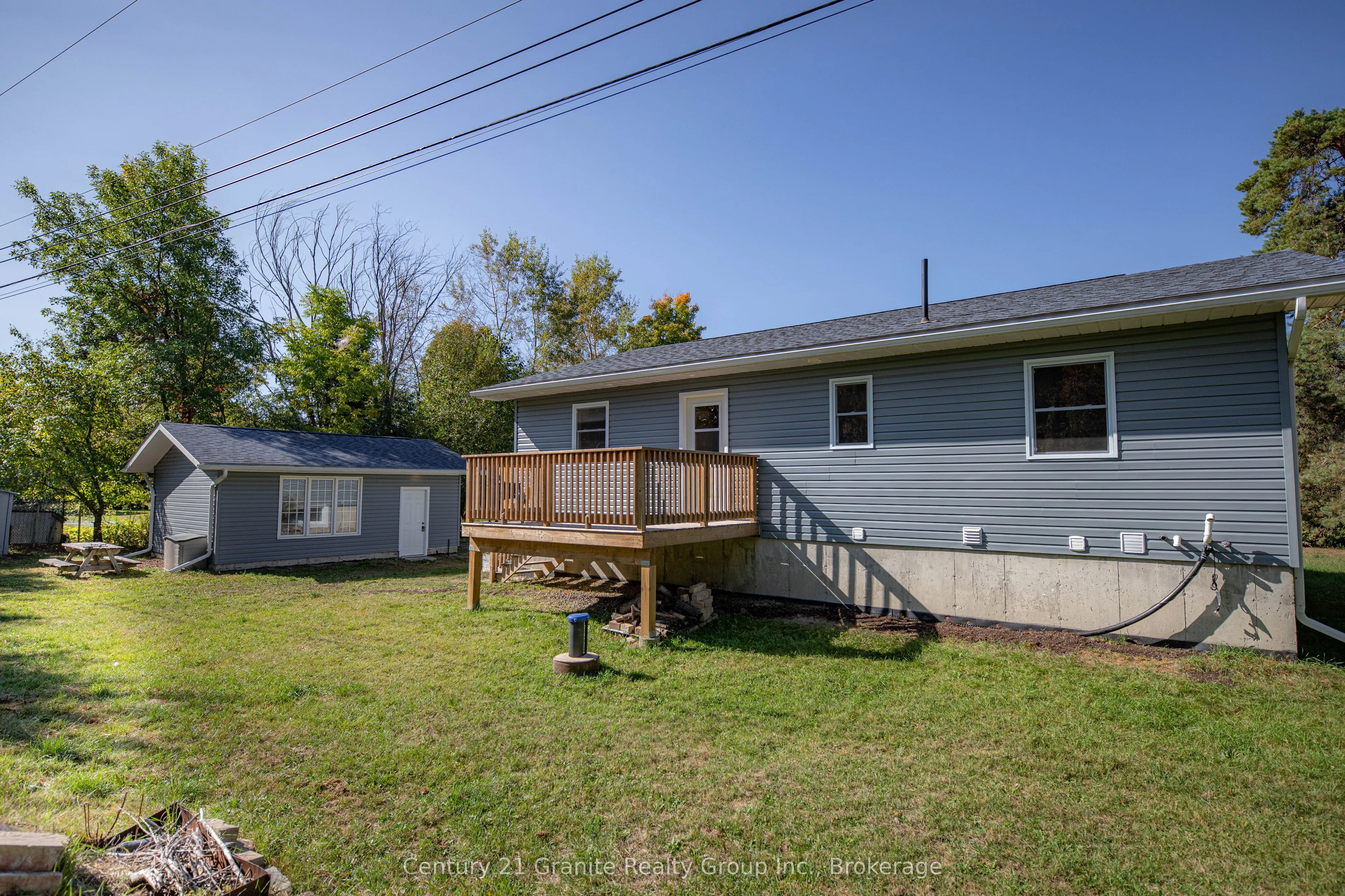 1160 Kennisis Lake Road