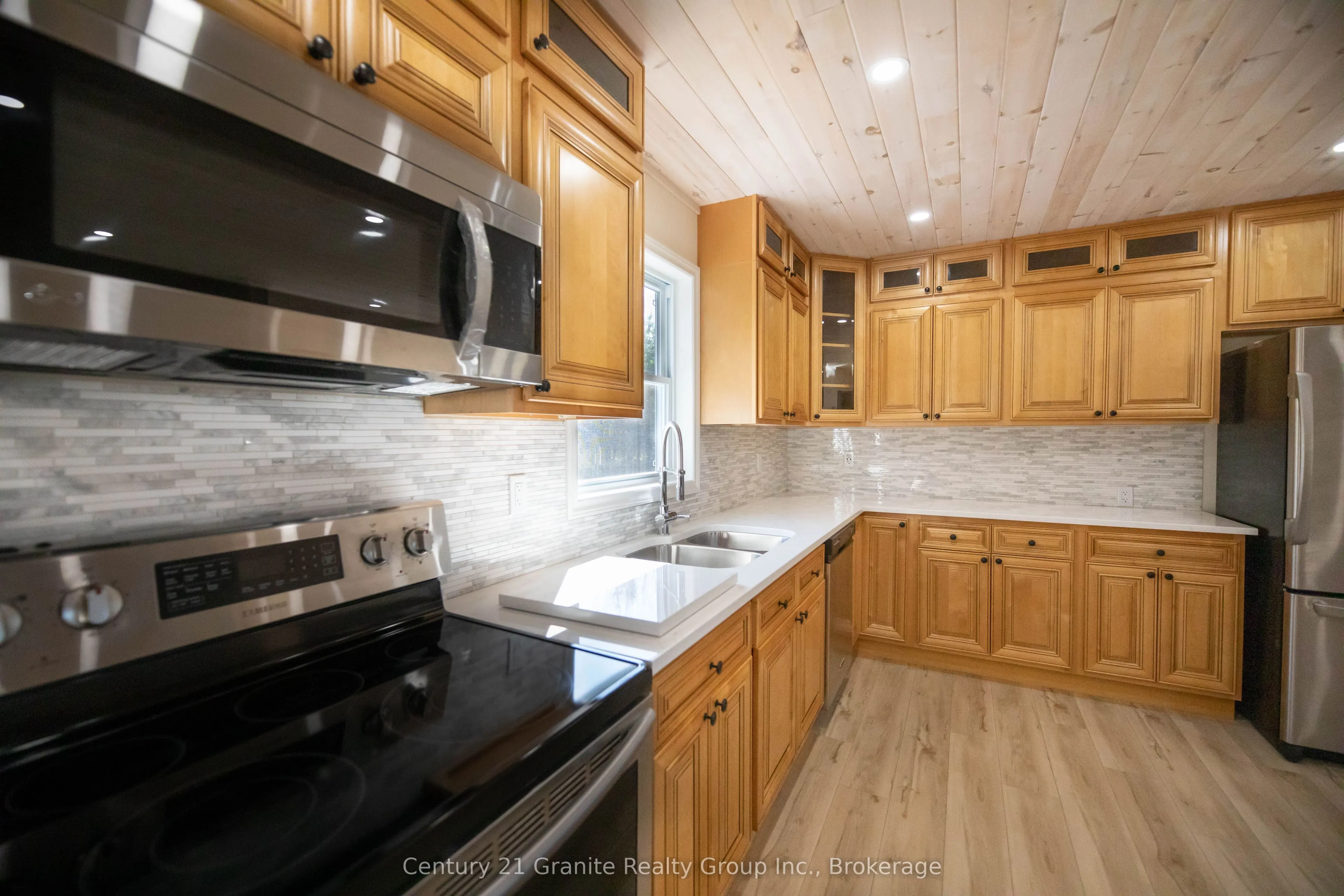 1160 Kennisis Lake Road