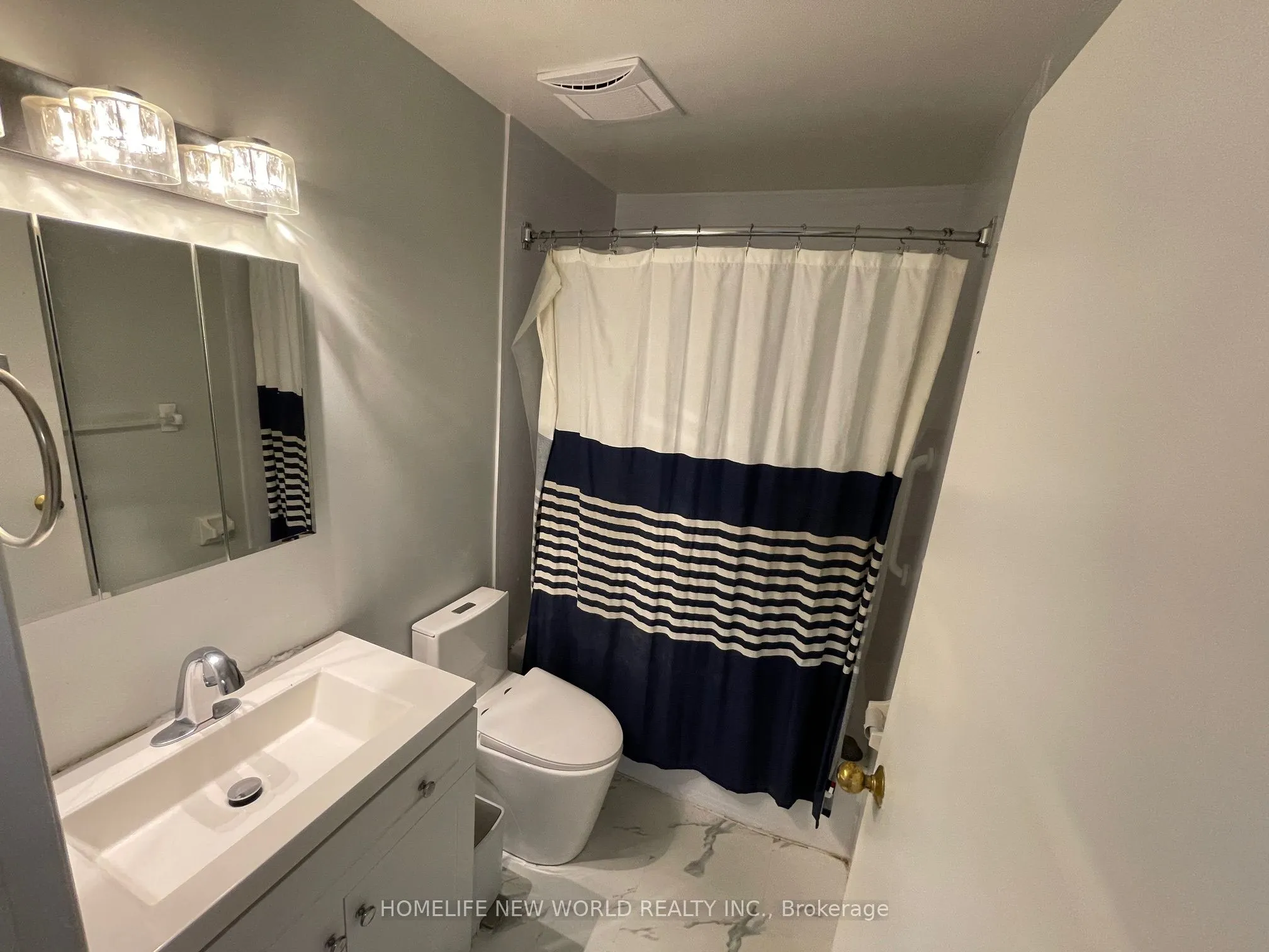733 Deveron Crescent, #317