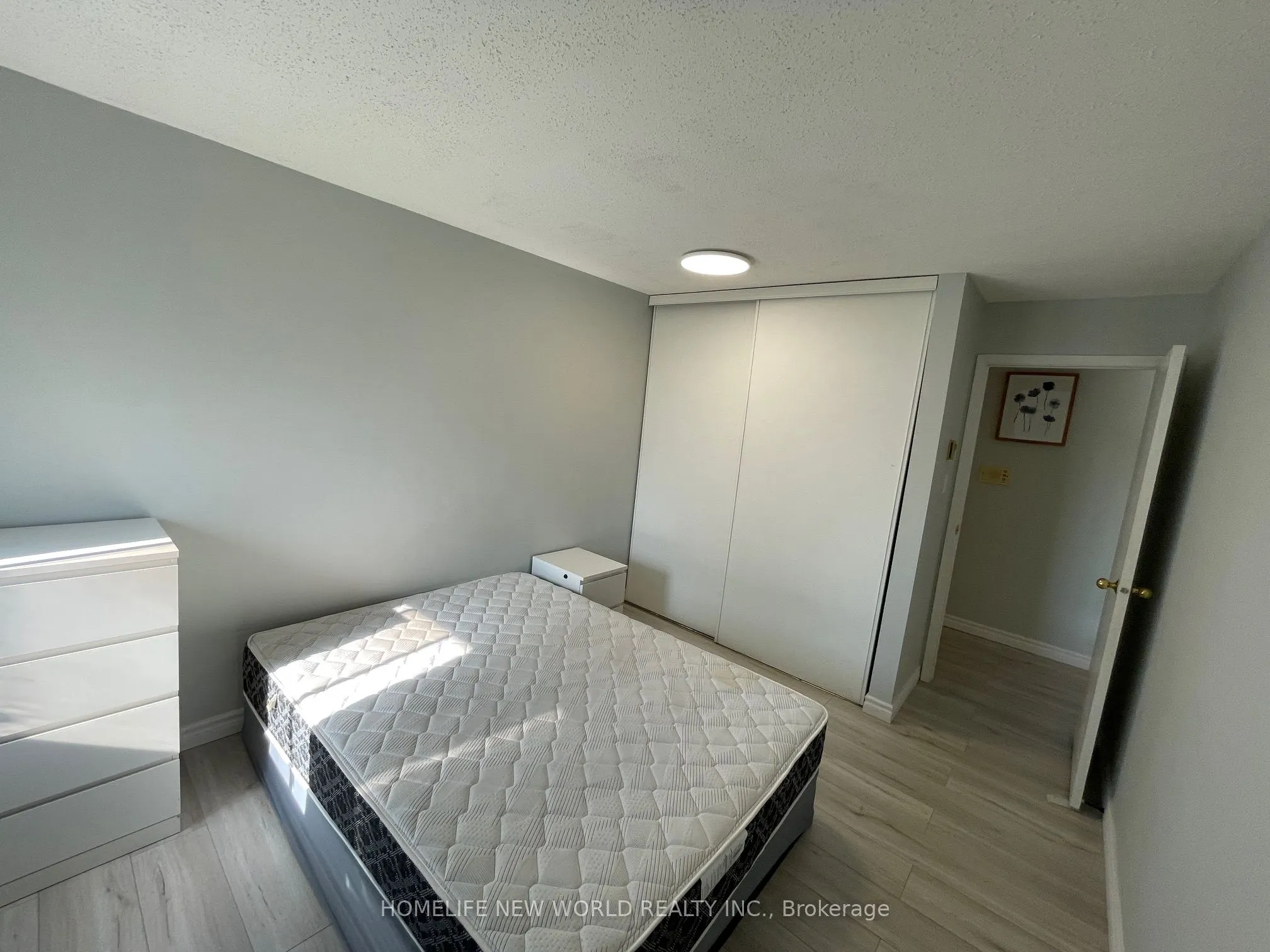 733 Deveron Crescent, #317