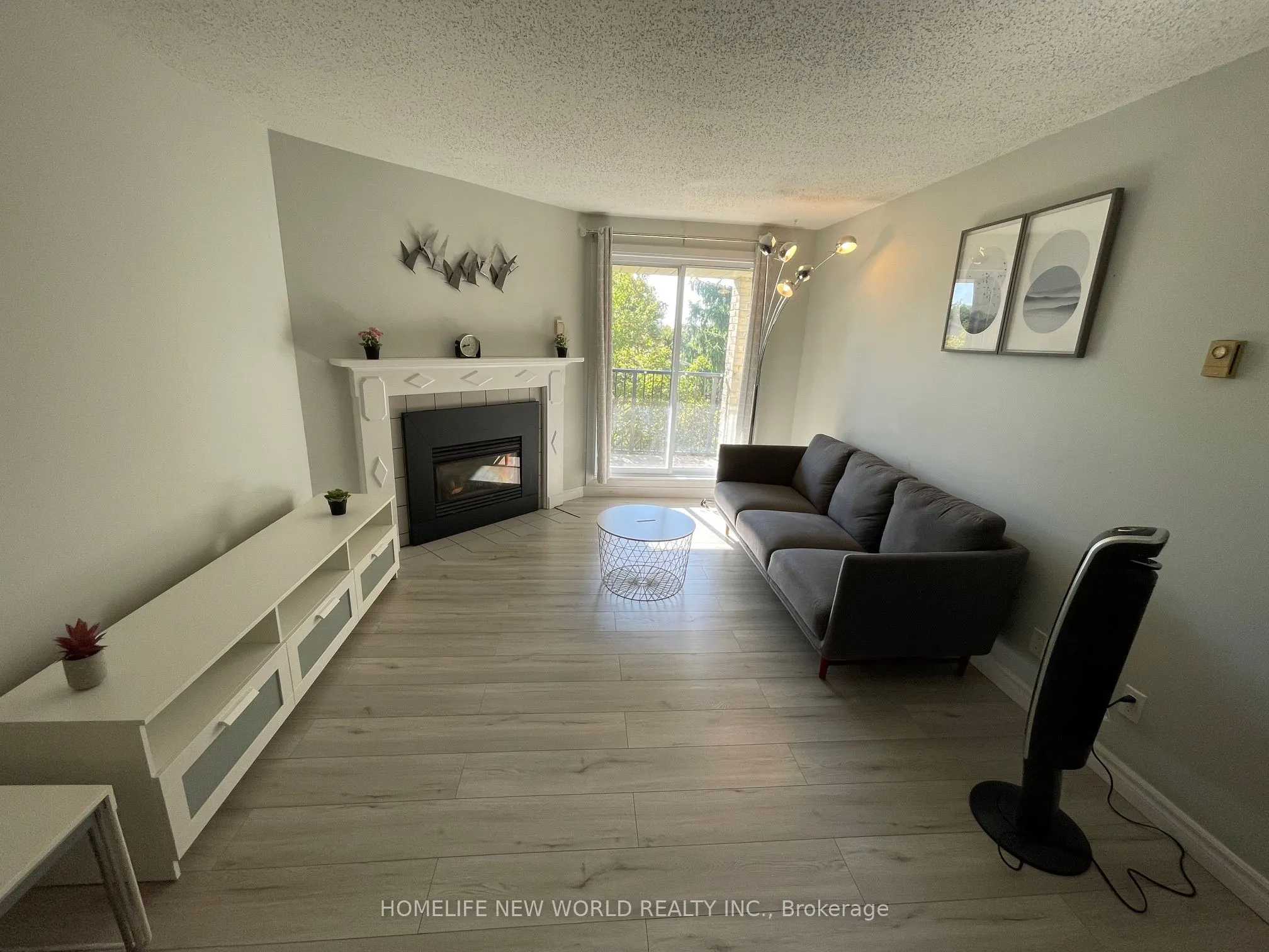 733 Deveron Crescent, #317