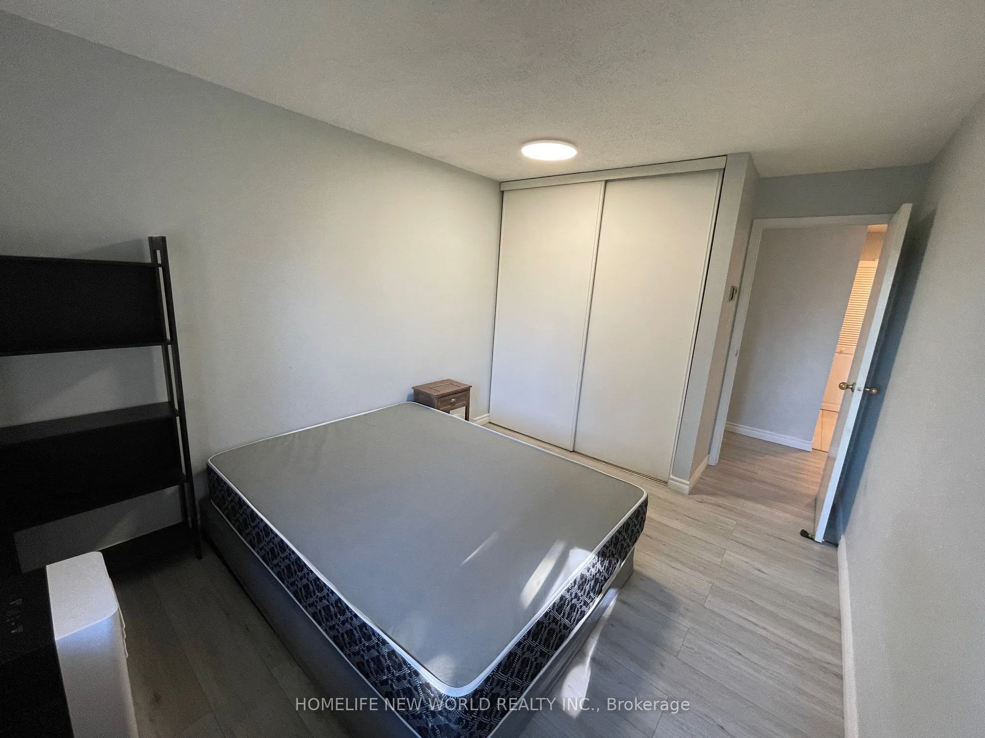 733 Deveron Crescent, #317